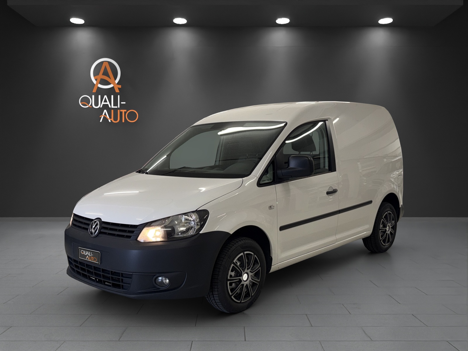 VW Caddy 1.6 TDI BlueMotion Technology-image-2