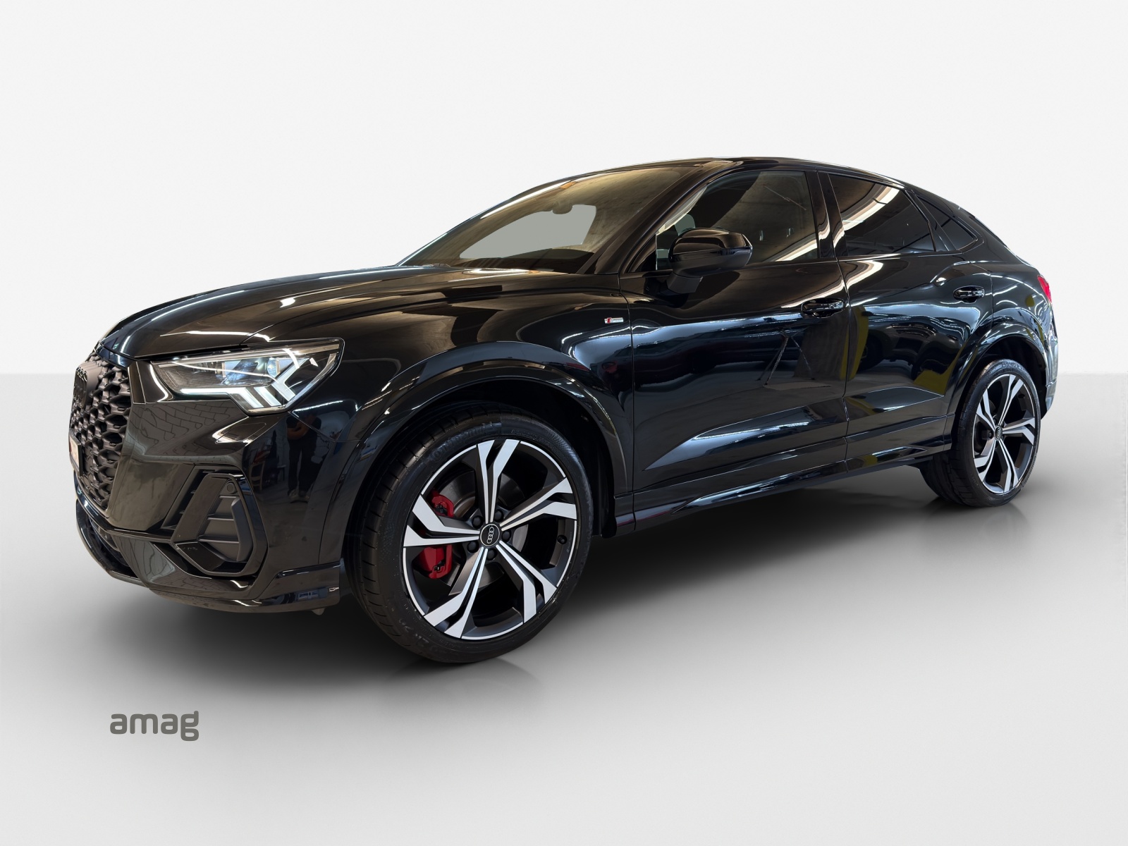 AUDI Q3 Sportback 40 TFSI S line quattro S-tronic-image-0
