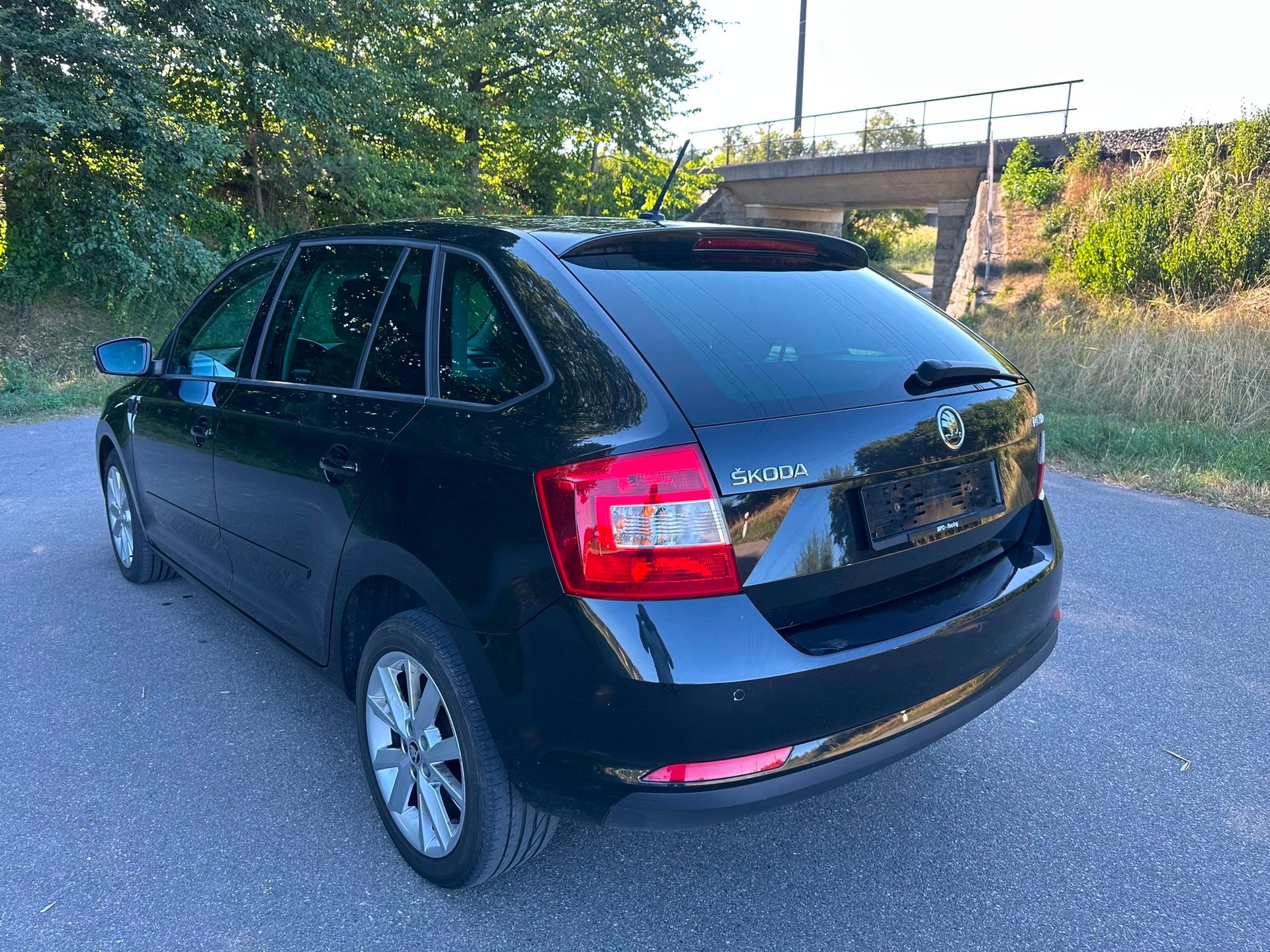 SKODA Rapid Spaceback 1.2 TSI Ambition-image-4