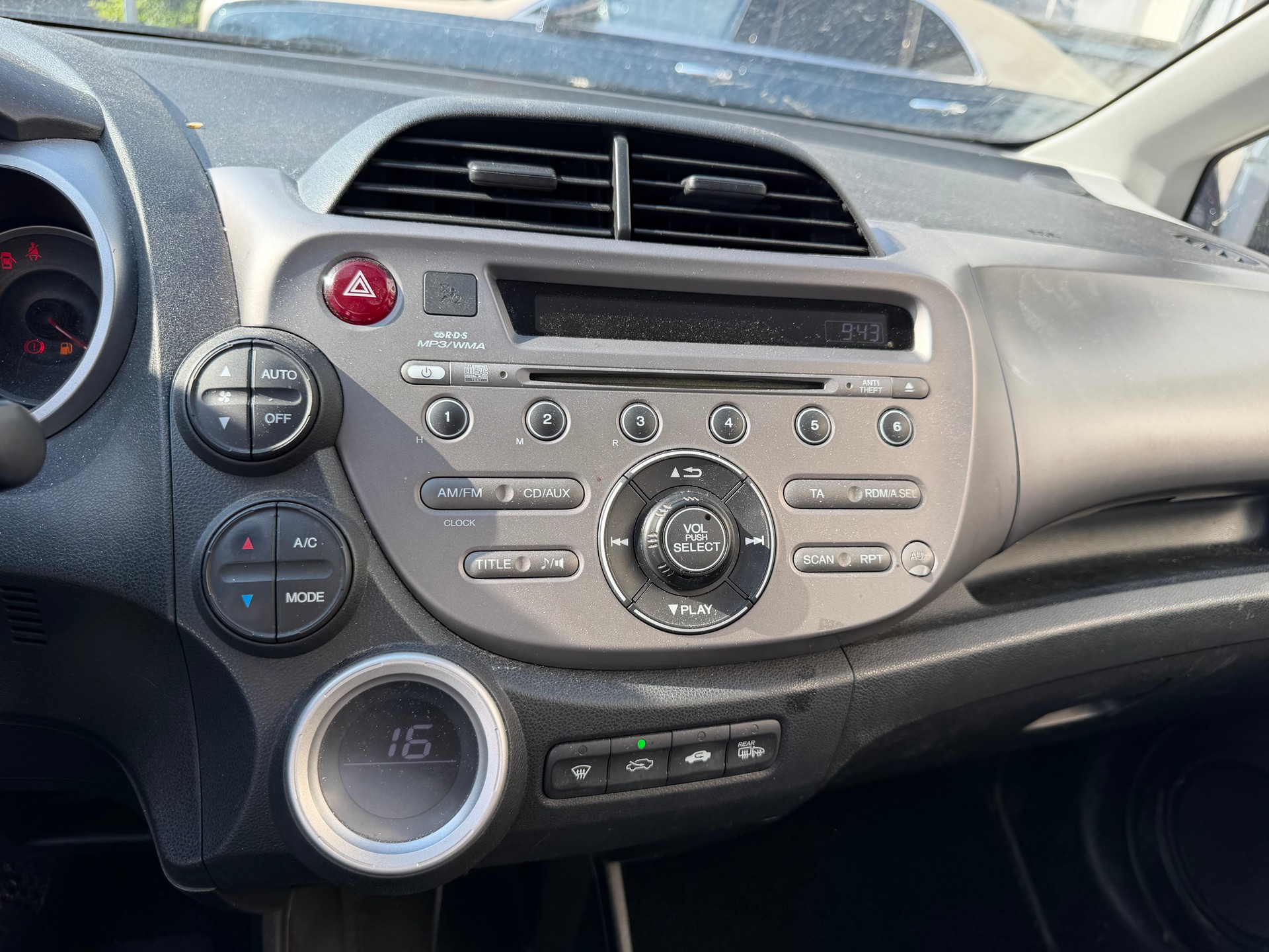 HONDA Jazz 1.4i Sport-image-9