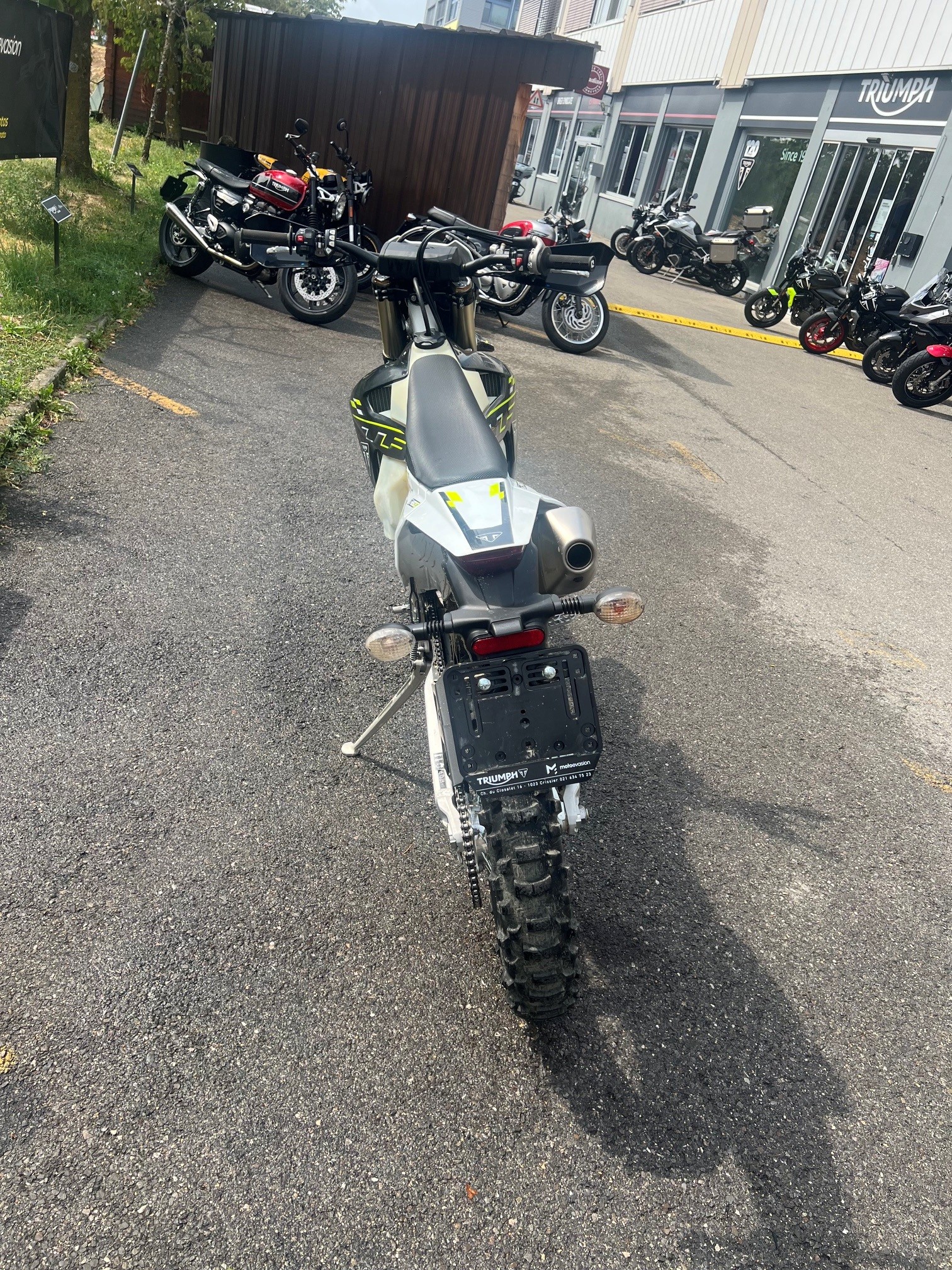 TRIUMPH TF 450 E-showroom-element-2