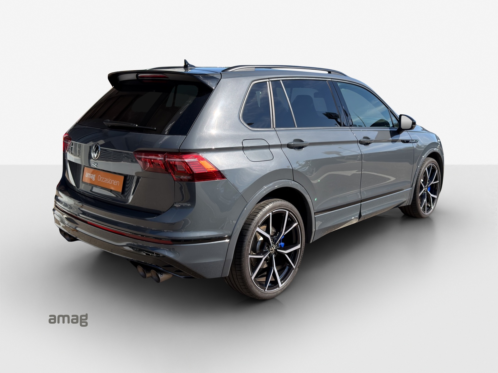 VW Tiguan 2.0TSI R 4Motion DSG-image-4