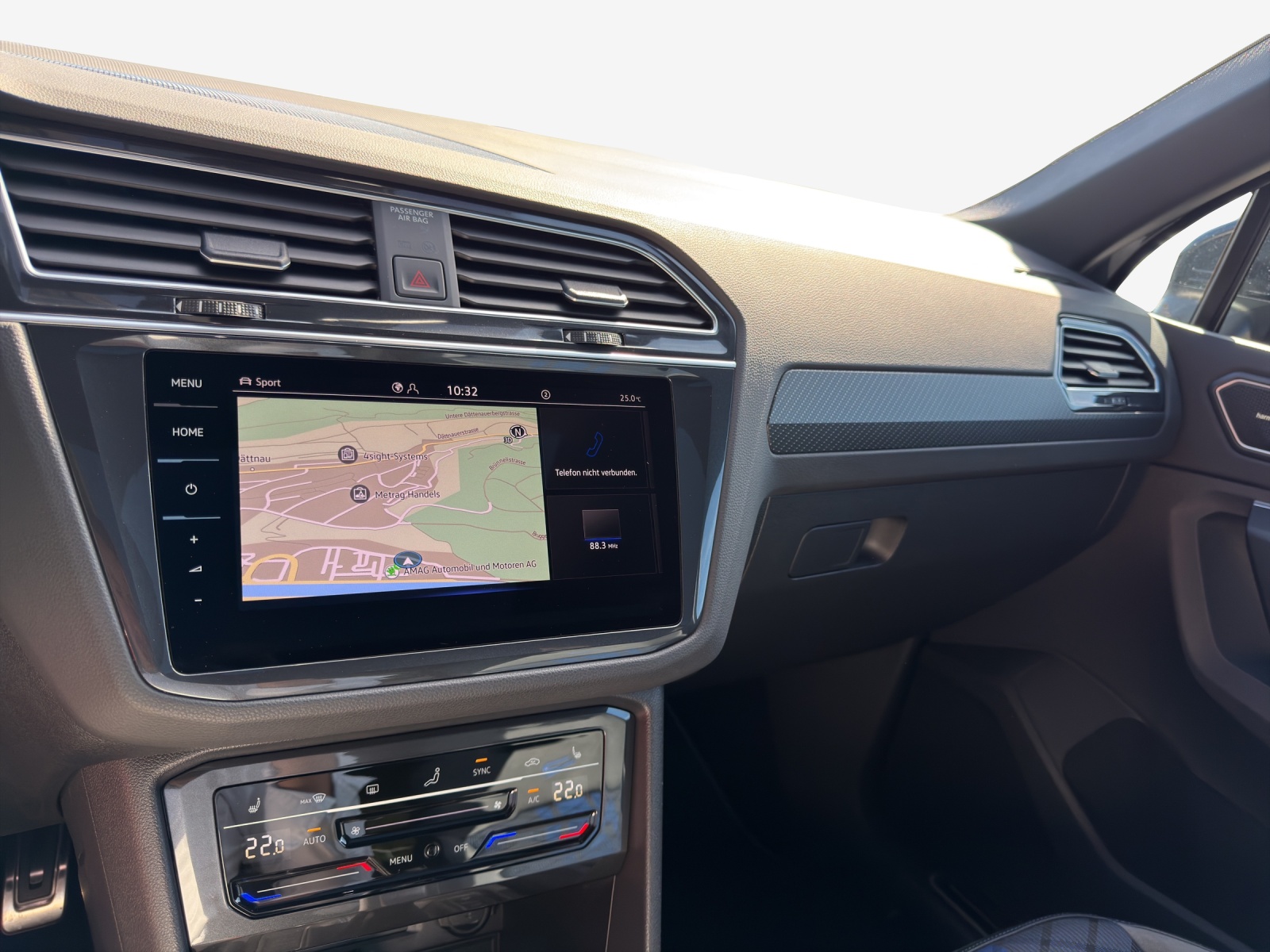 VW Tiguan 2.0TSI R 4Motion DSG-image-10