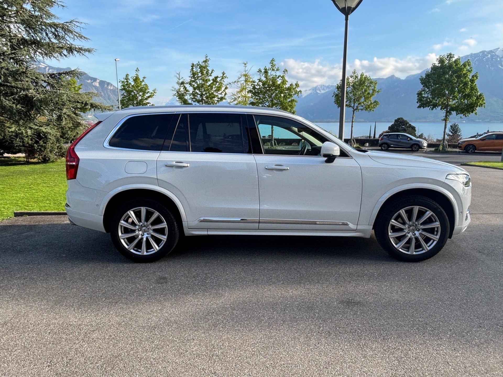 VOLVO 2.0 T5 Inscription 7P. AWD-image-1