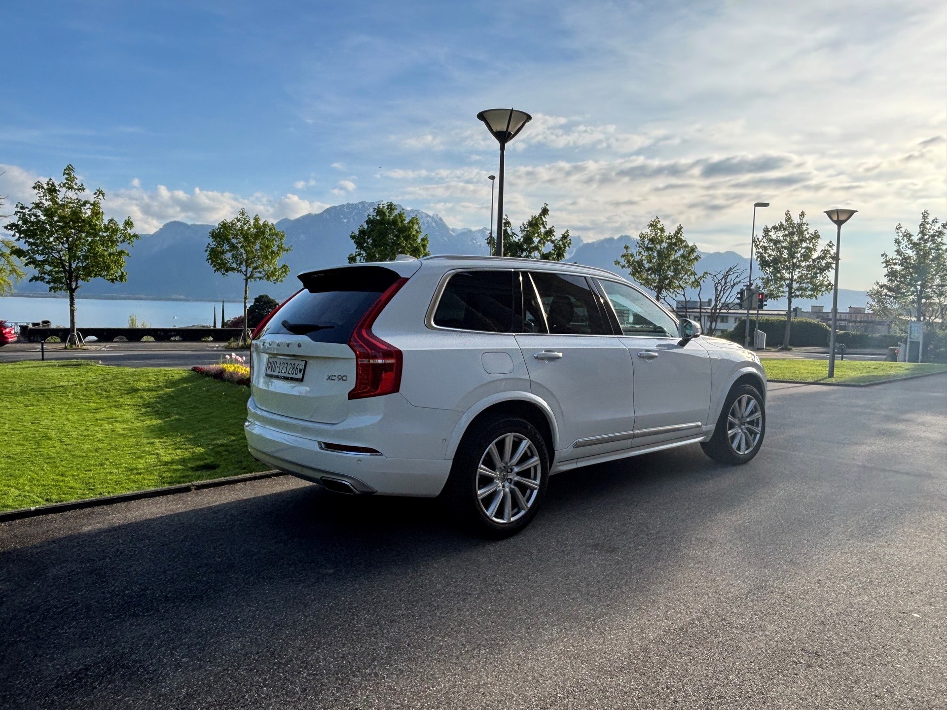 VOLVO 2.0 T5 Inscription 7P. AWD-image-4