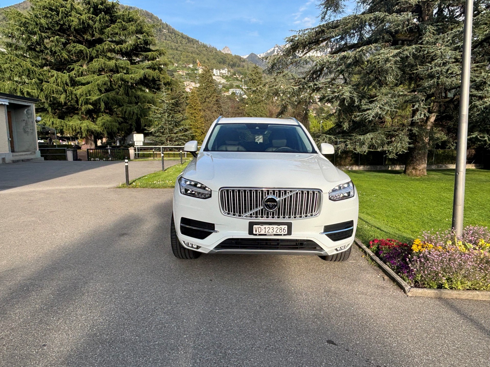 VOLVO 2.0 T5 Inscription 7P. AWD-image-2