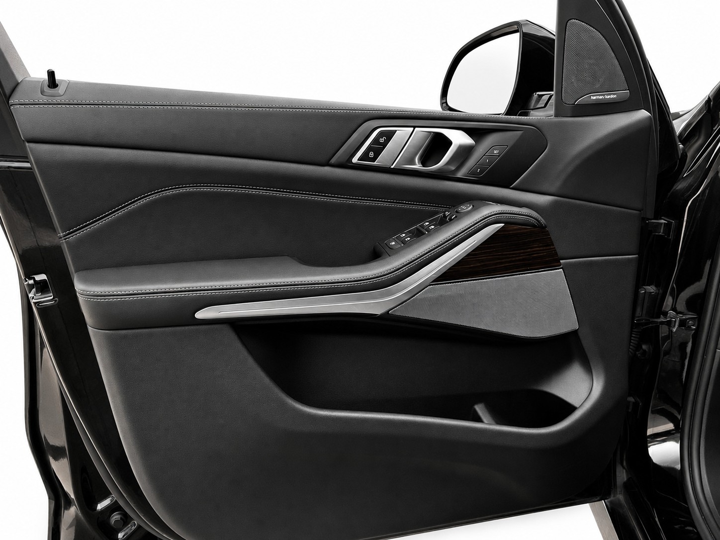 BMW X5 30d xDrive SAG CH FAHRZEUG-image-18