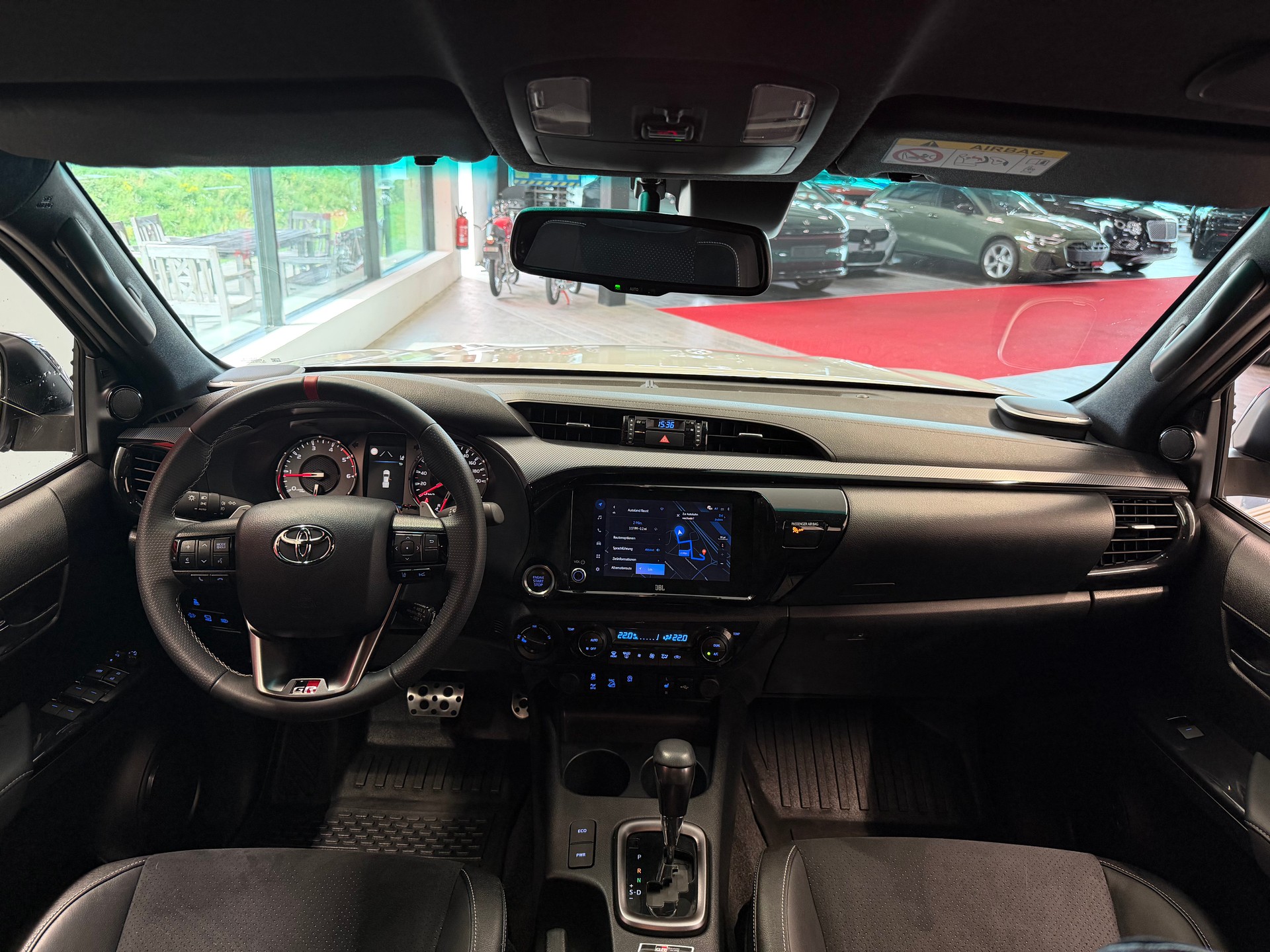TOYOTA Hilux 2.8d GR Sport II Double Cab 4x4 A-image-28
