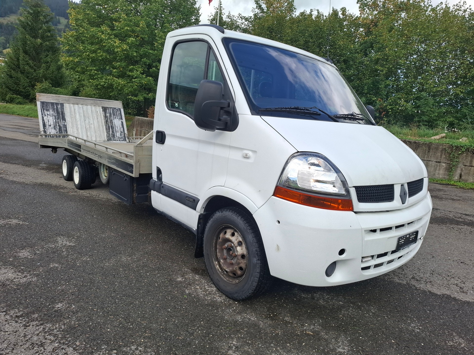 RENAULT Master T35 2.5dCi L3H1GV-image-1