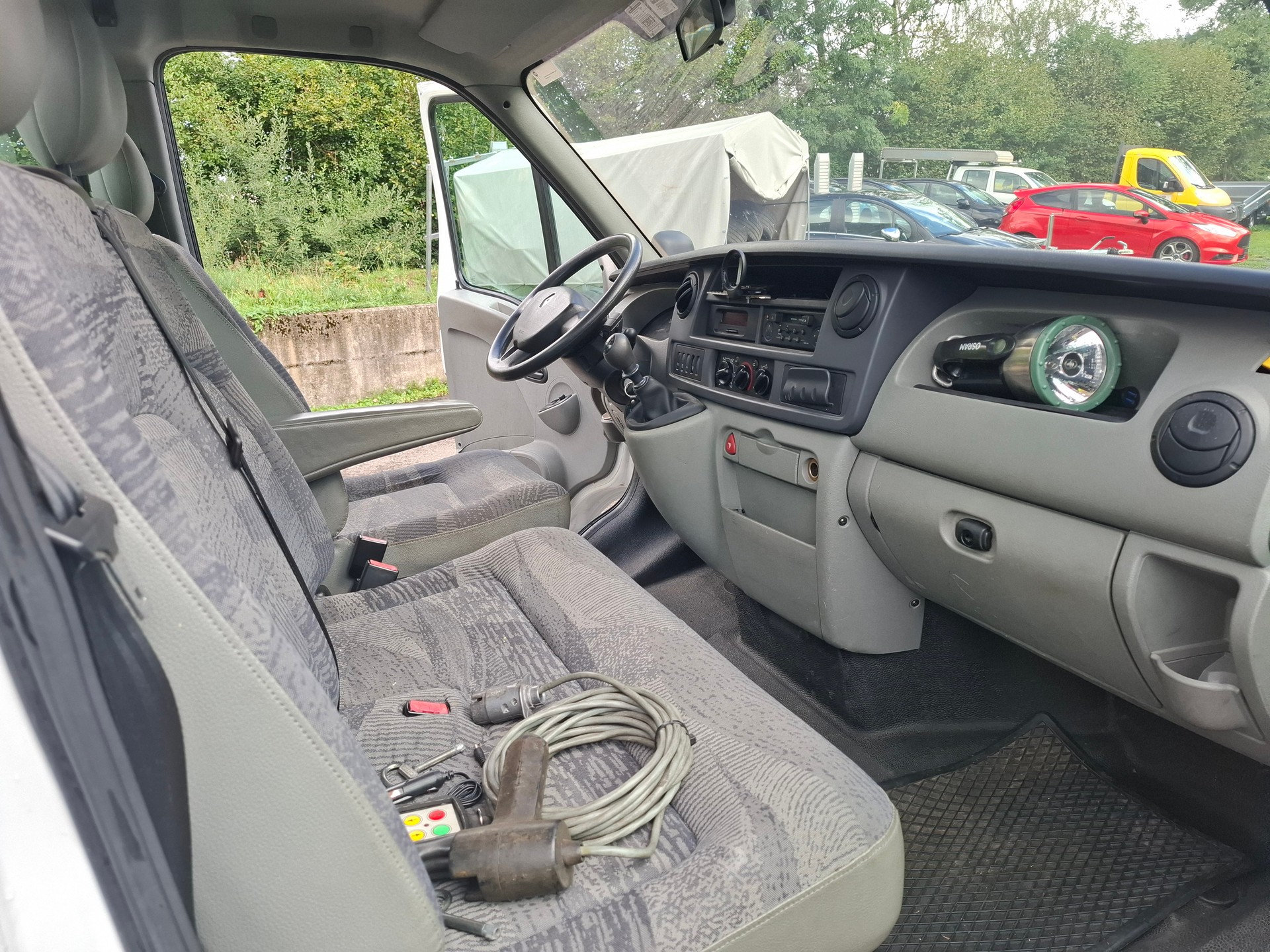RENAULT Master T35 2.5dCi L3H1GV-image-8
