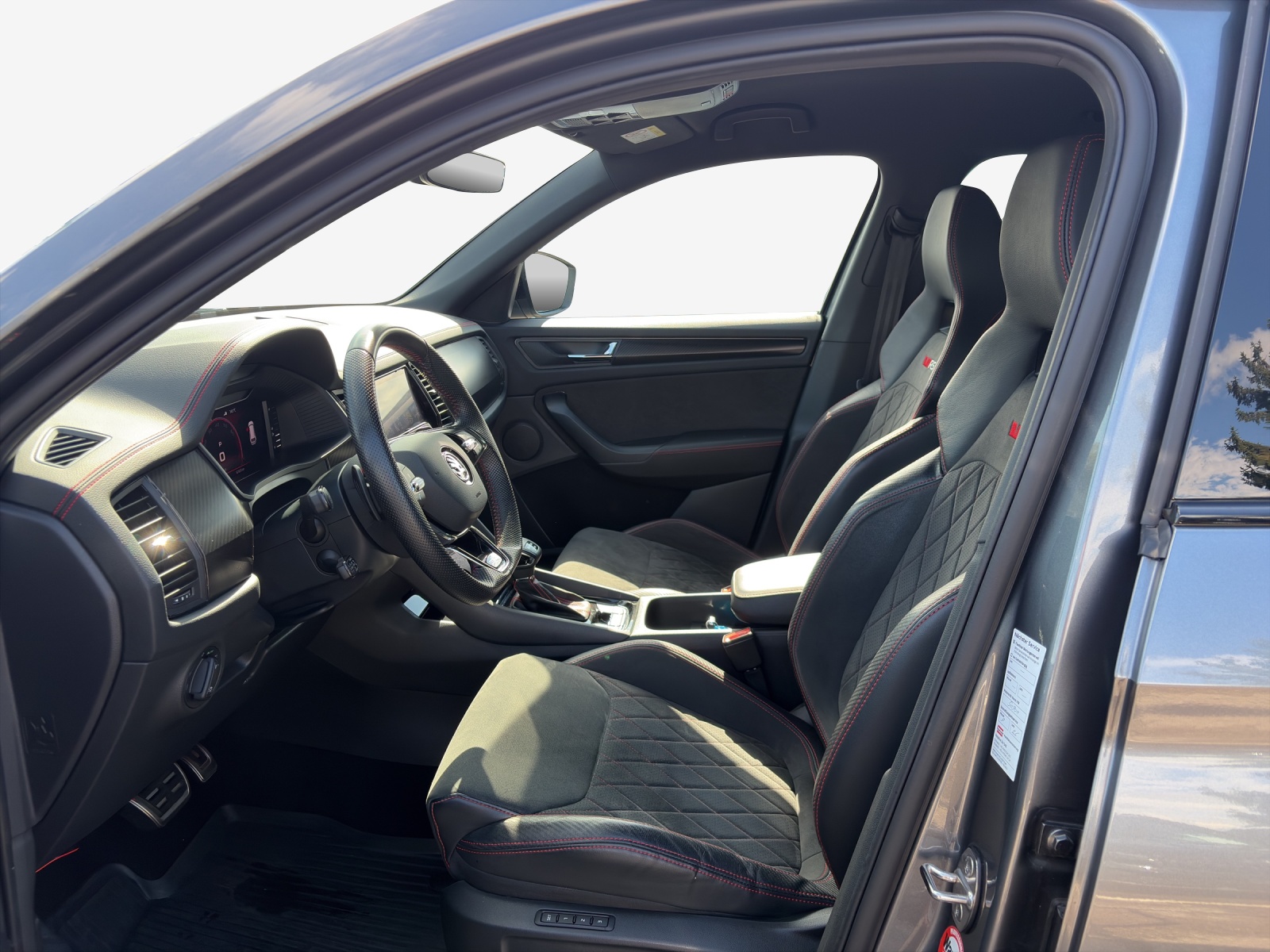 SKODA Kodiaq 2.0 TSI 4x4 RS-image-7