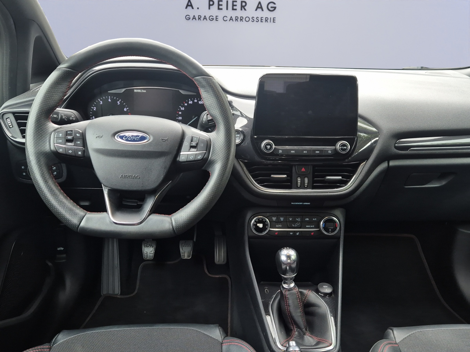 FORD Fiesta 1.0 SCTi ST Line-image-8