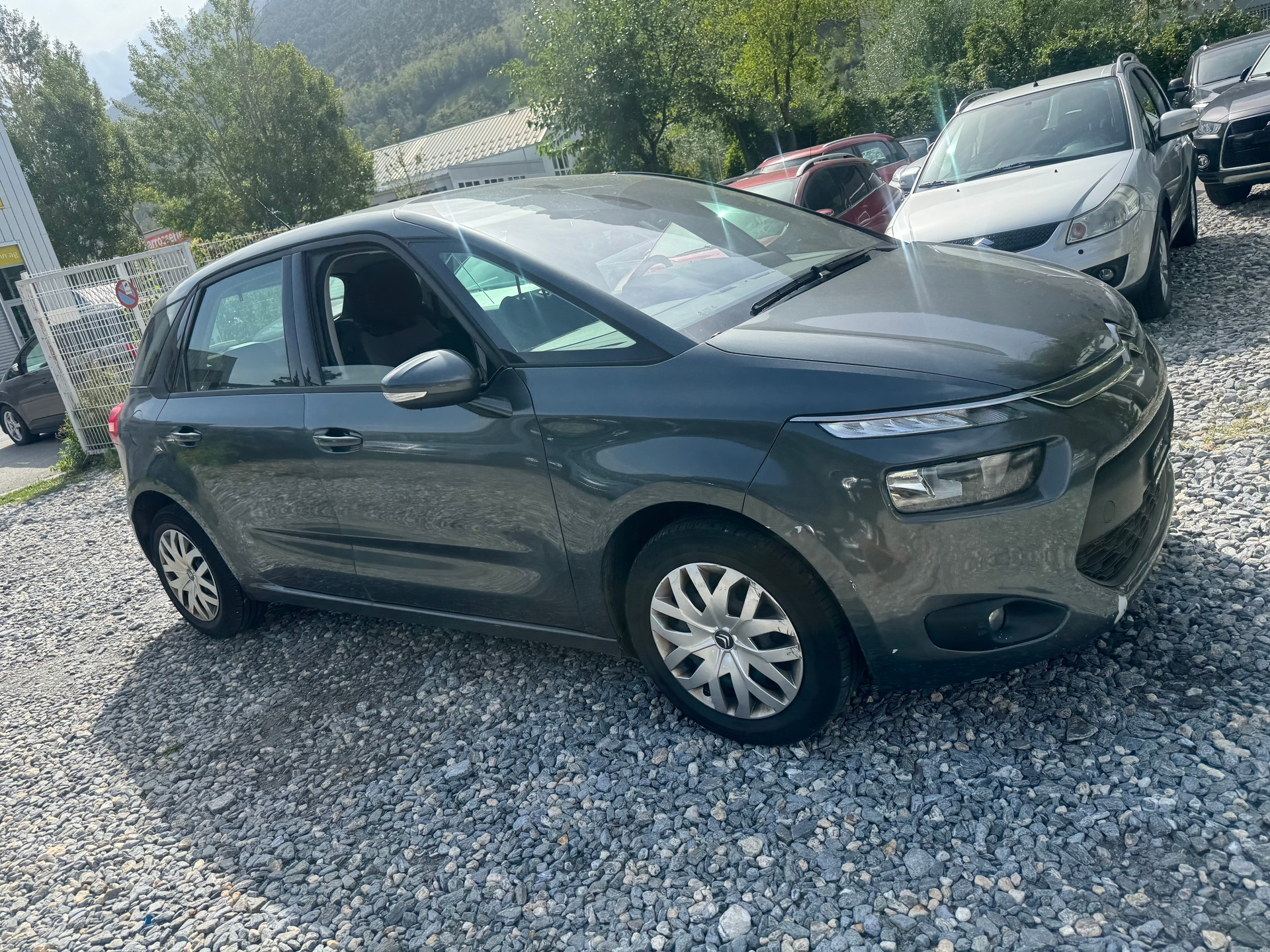 CITROEN C4 Picasso 1.6 e-HDi Exclusive-image-9
