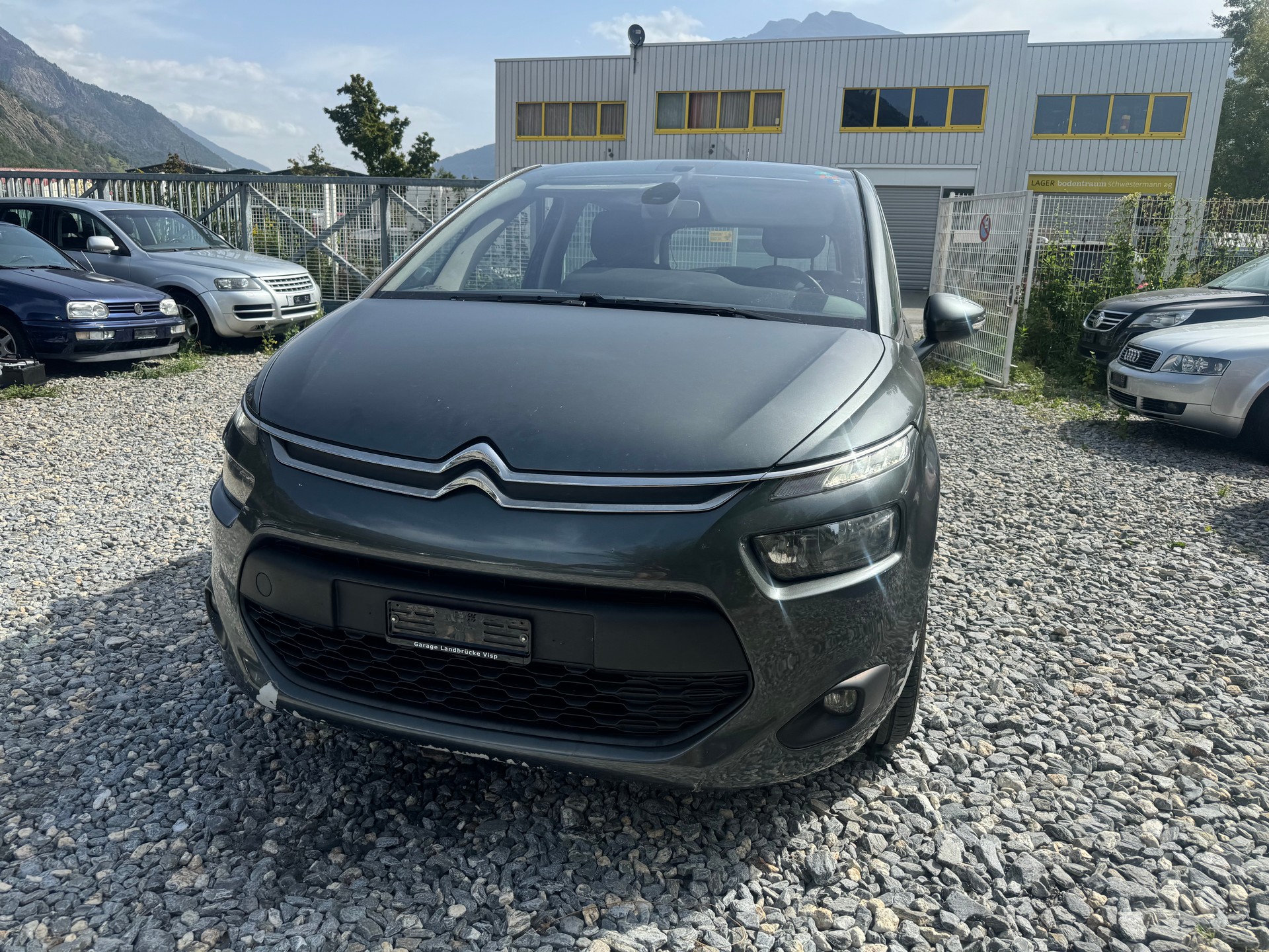 CITROEN C4 Picasso 1.6 e-HDi Exclusive-image-11