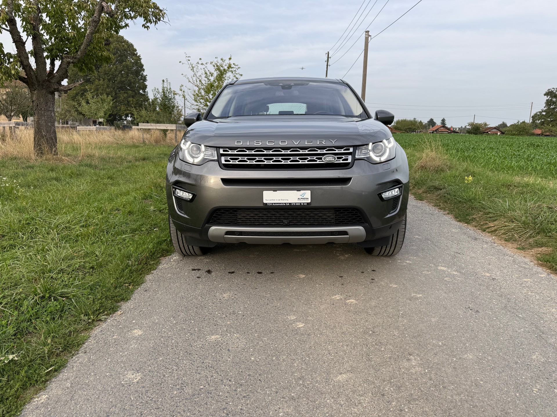 LAND ROVER Discovery Sport 2.0 Si4 HSE AT9-image-2