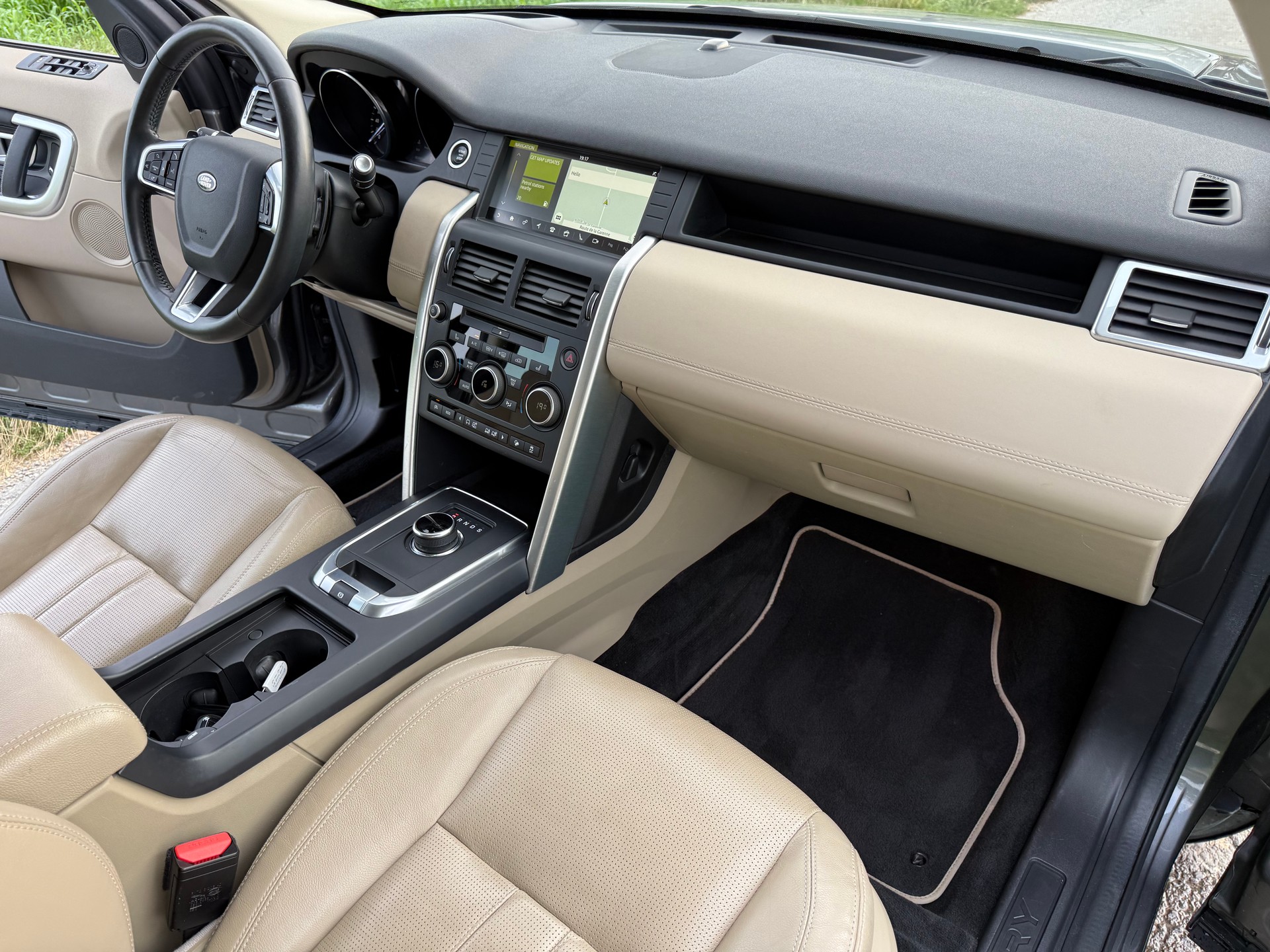 LAND ROVER Discovery Sport 2.0 Si4 HSE AT9-image-14