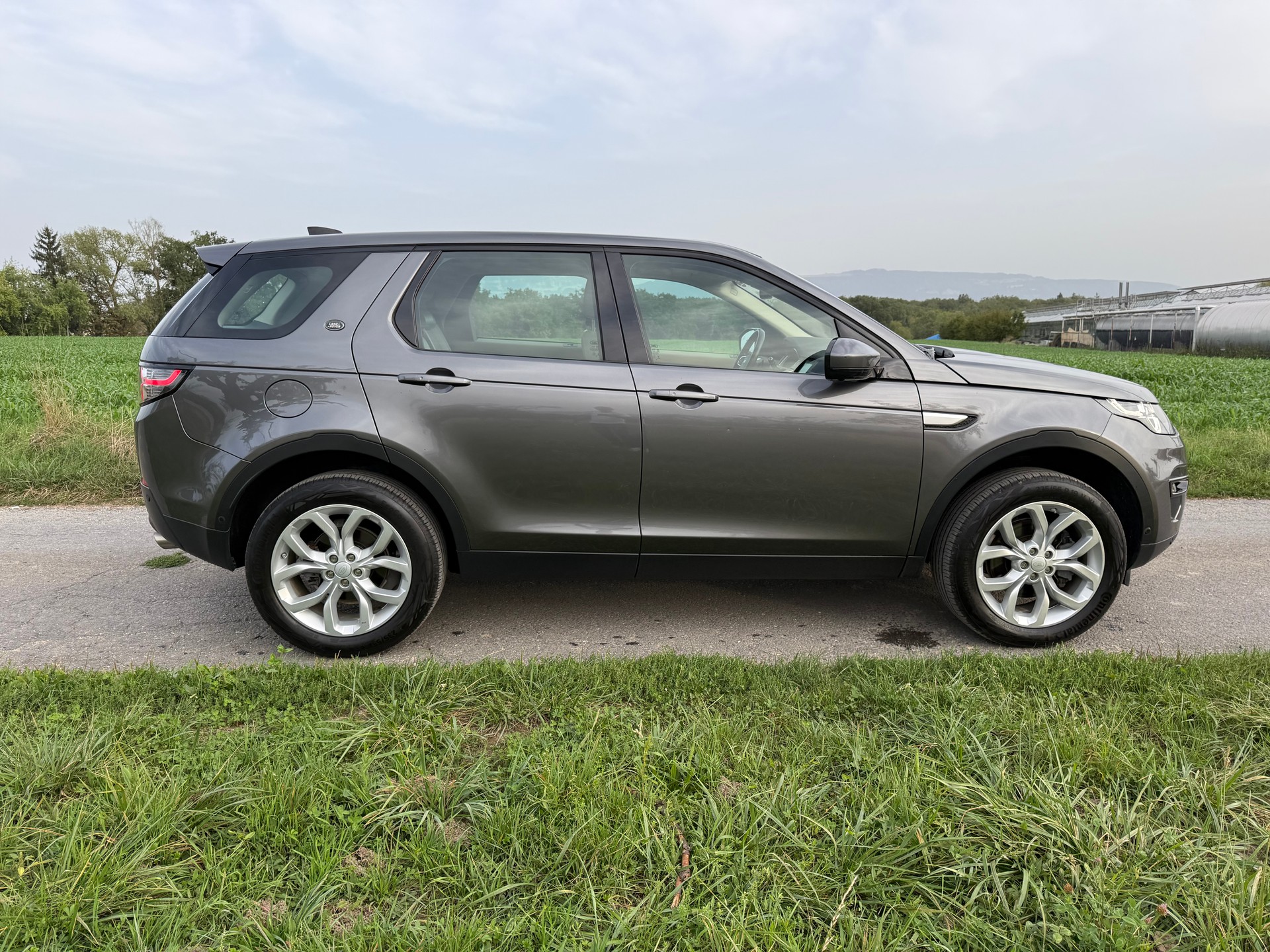 LAND ROVER Discovery Sport 2.0 Si4 HSE AT9-image-5