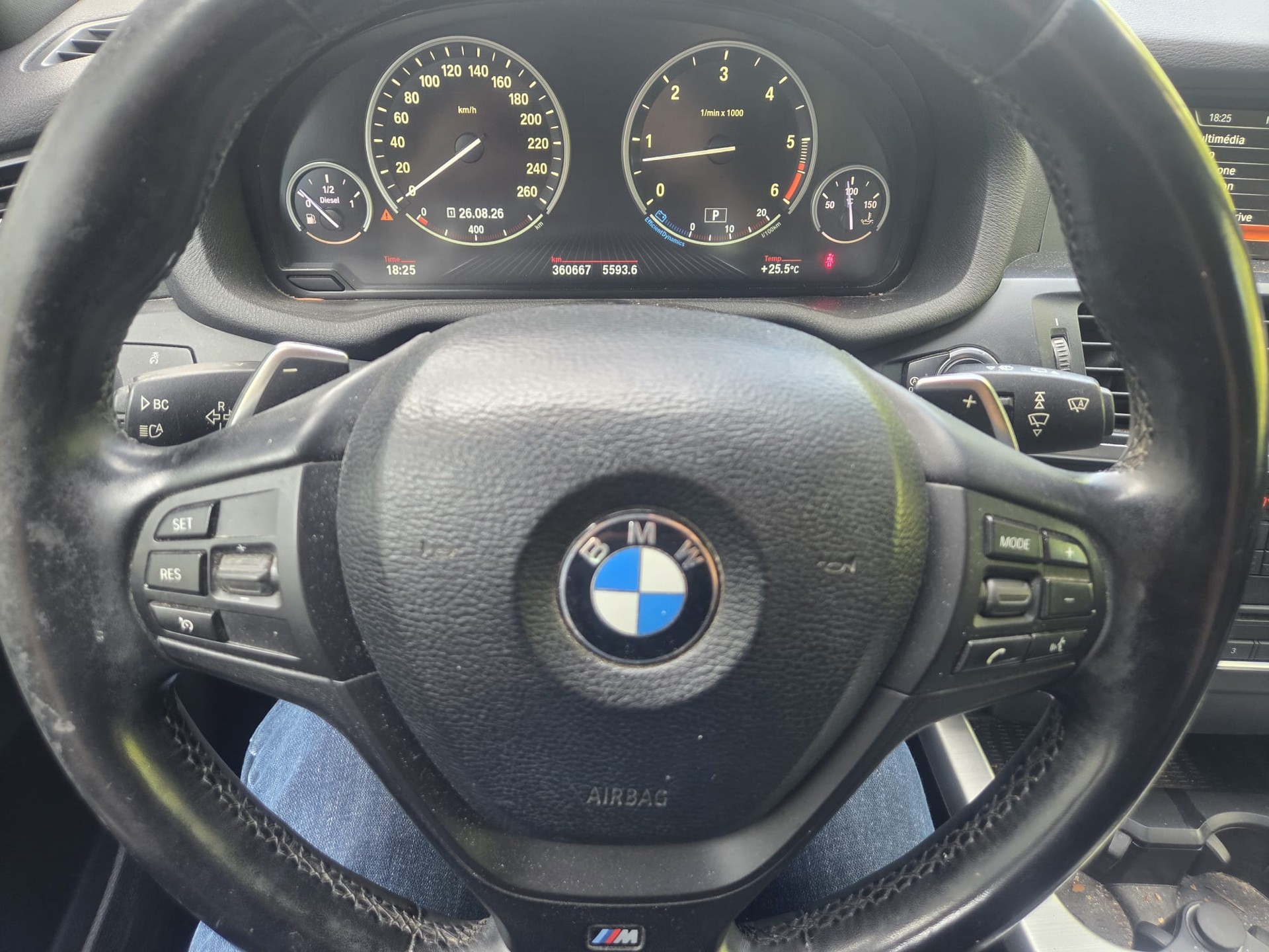 BMW X3 xDrive 35d Steptronic * M Sport Pack * AHK * Full Options-image-6