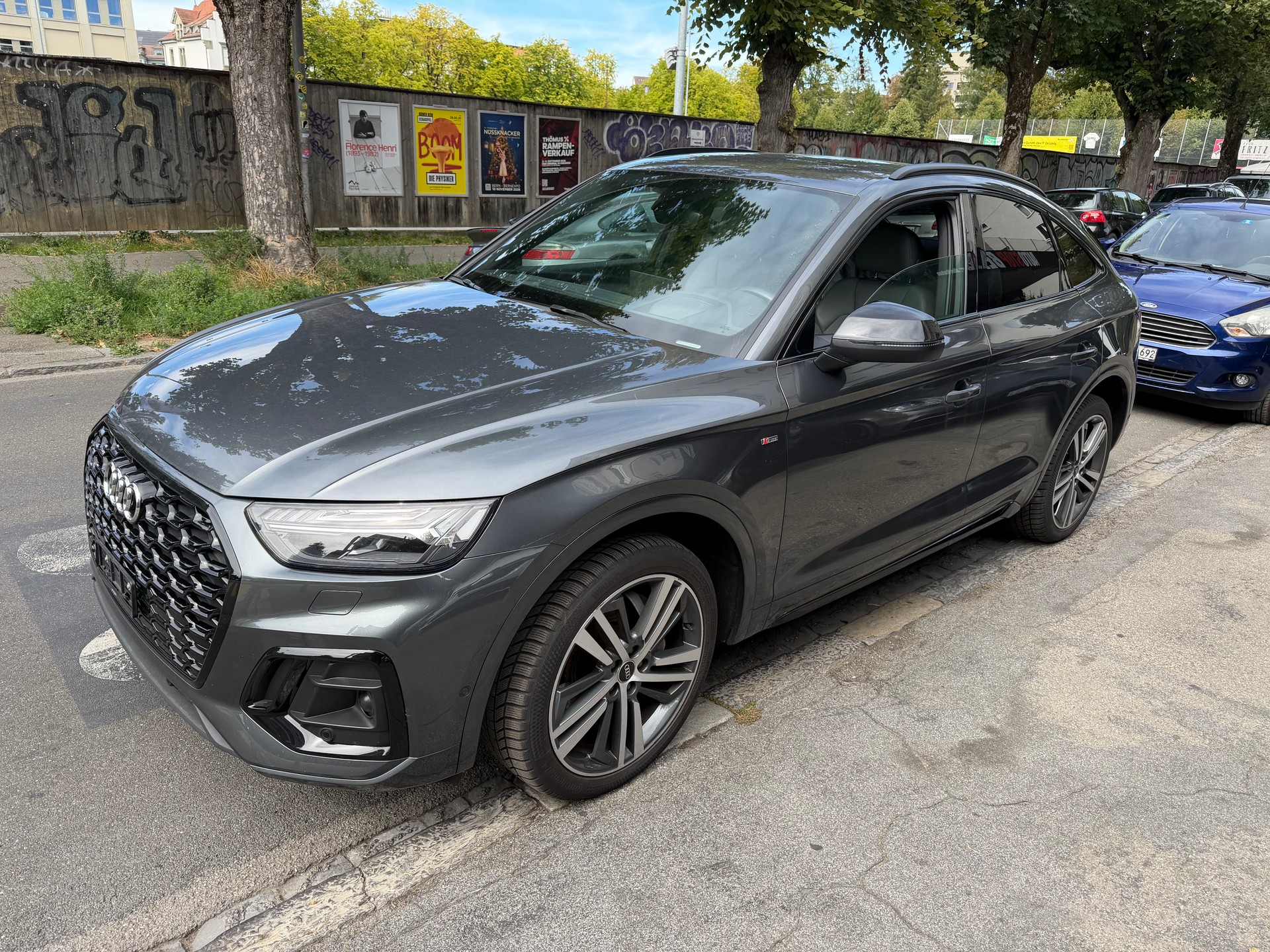 AUDI Q5 Sportback 40 TDI Blackedition quattro S-tronic-image-0