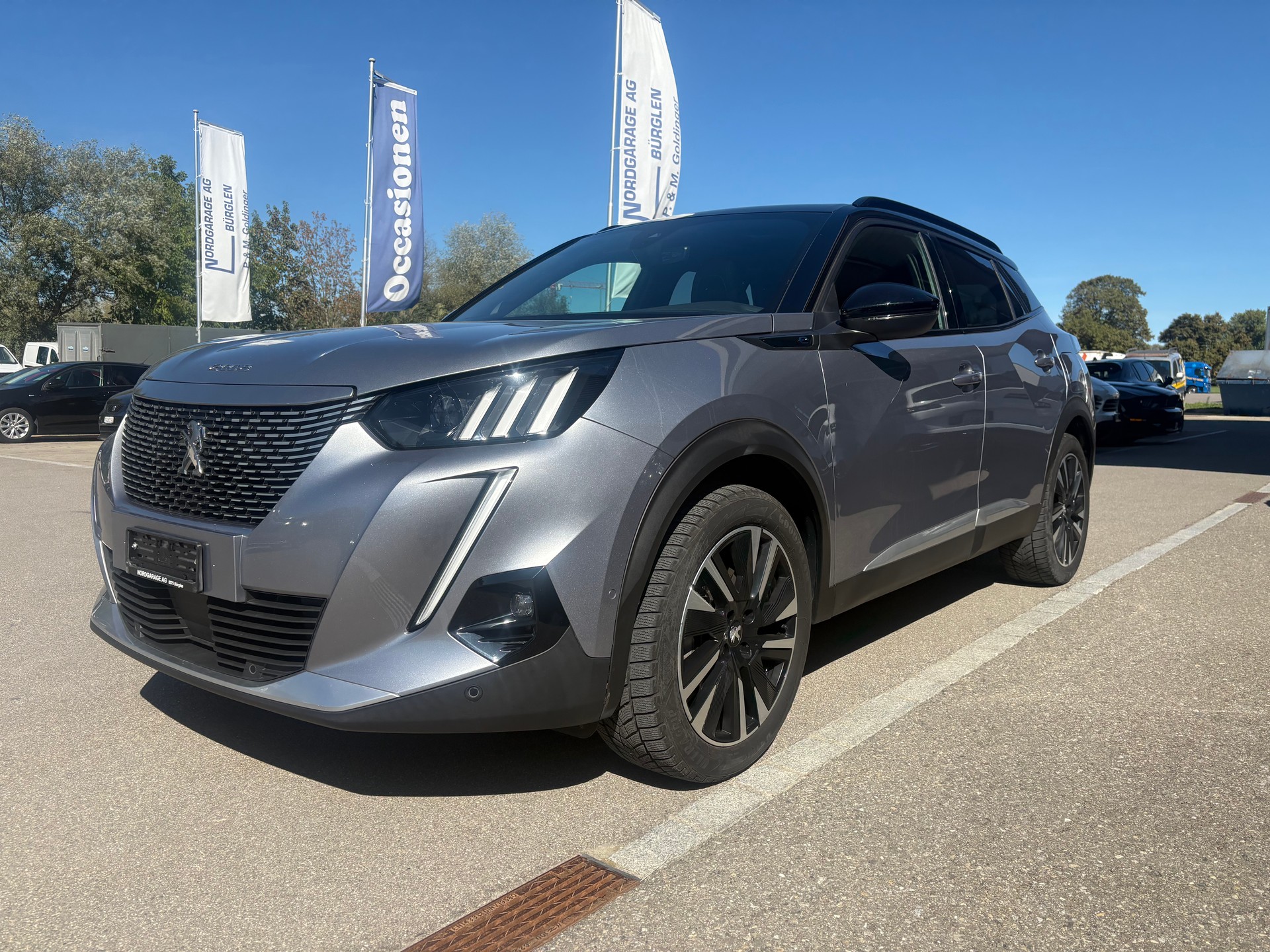 PEUGEOT 2008 e-GT-image-2