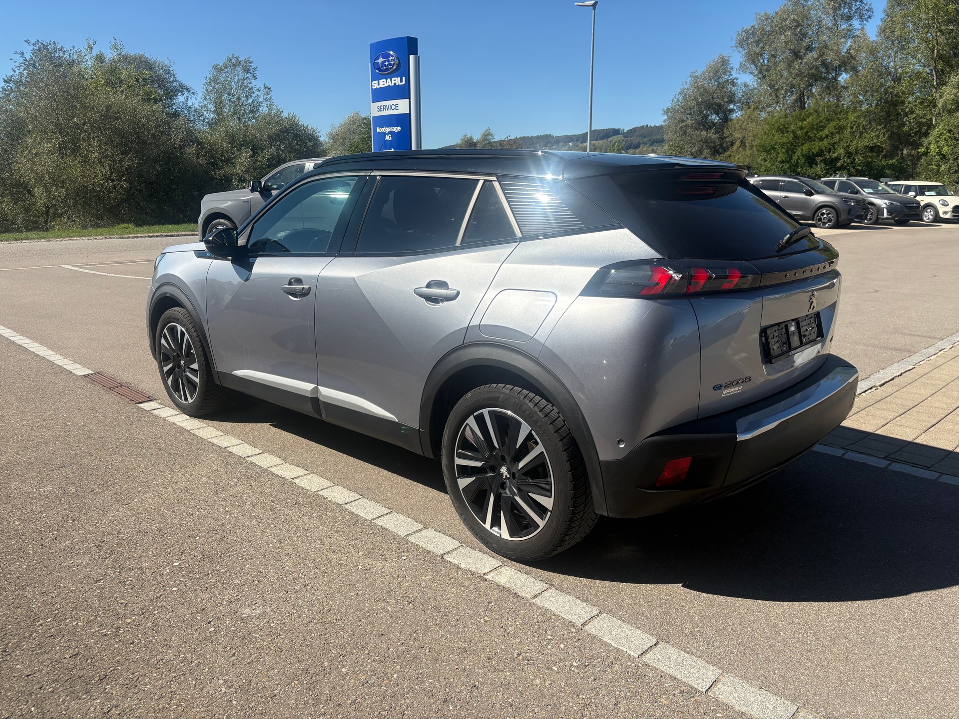 PEUGEOT 2008 e-GT-image-4
