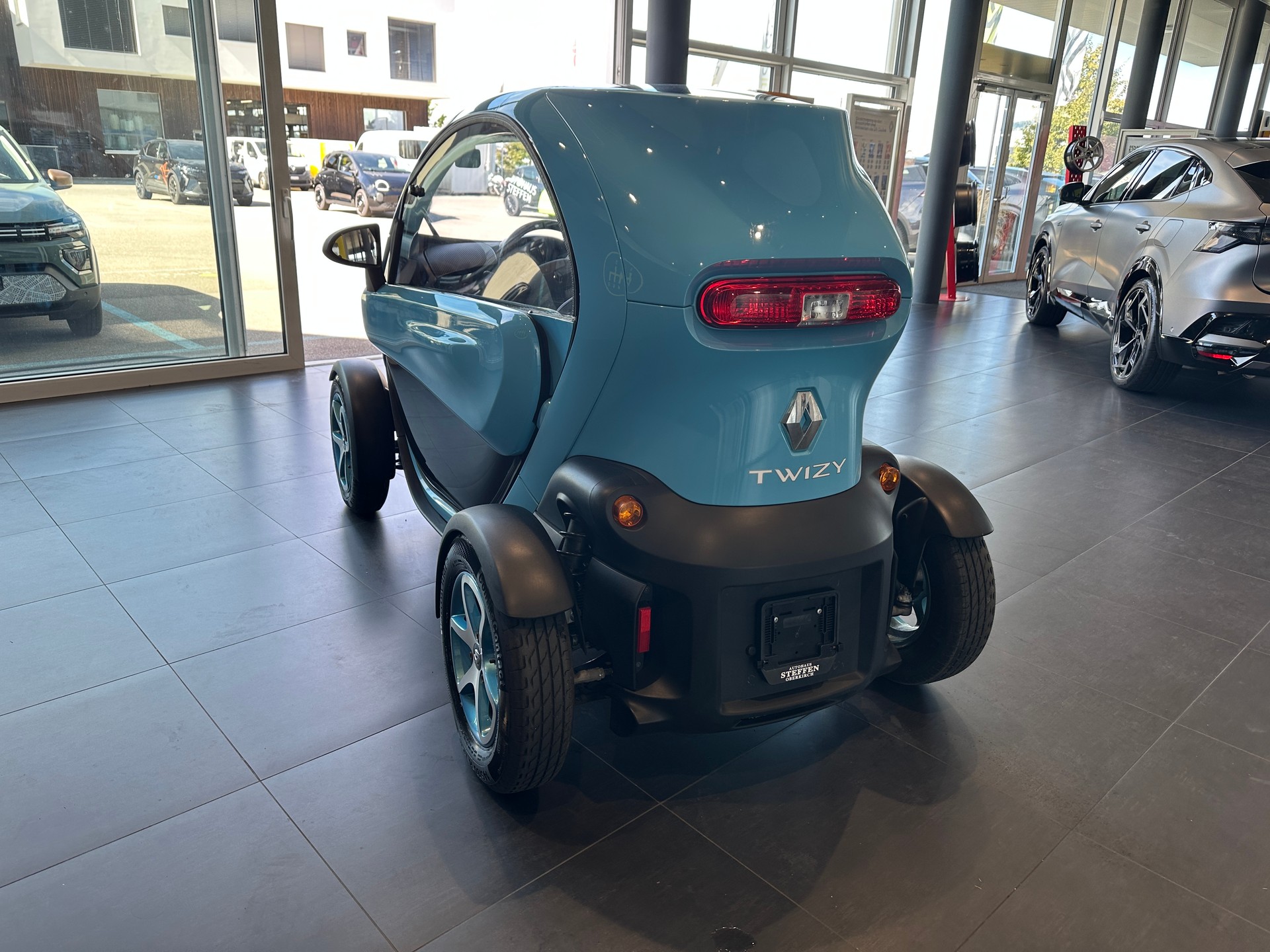 RENAULT Twizy Intens Blue Inkl. Batterie-image-5