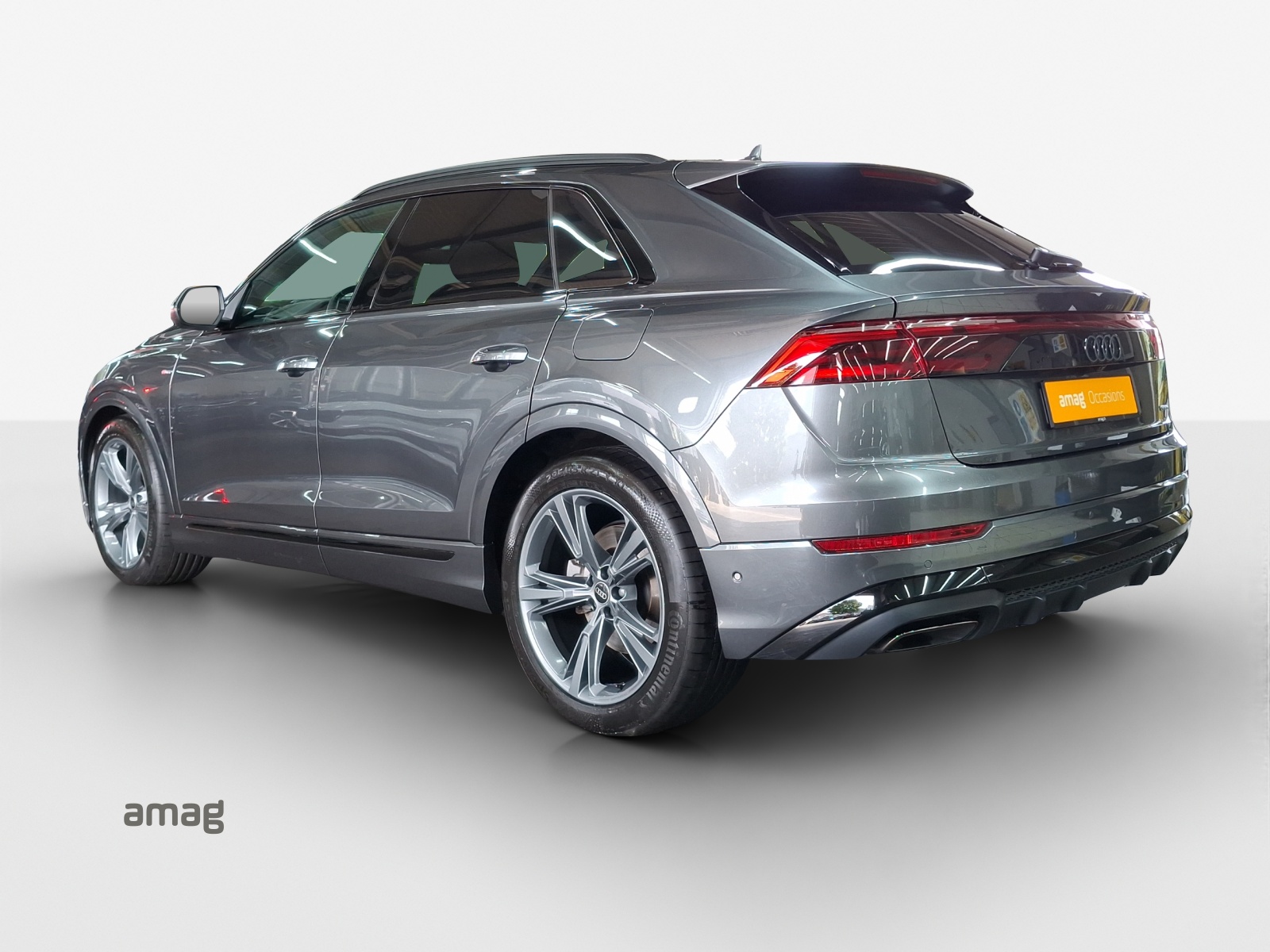 AUDI Q8 SUV TFSI e quattro 290 kW Attraction tiptronic-image-3