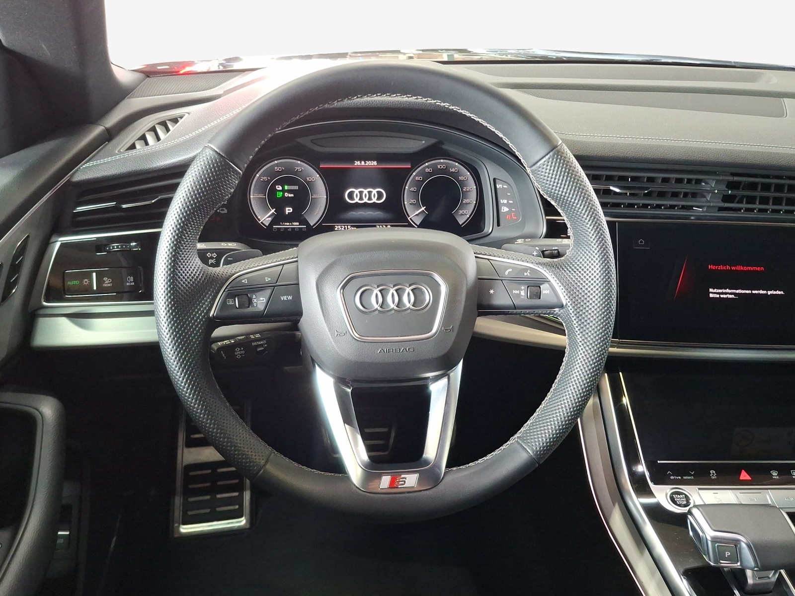 AUDI Q8 SUV TFSI e quattro 290 kW Attraction tiptronic-image-10
