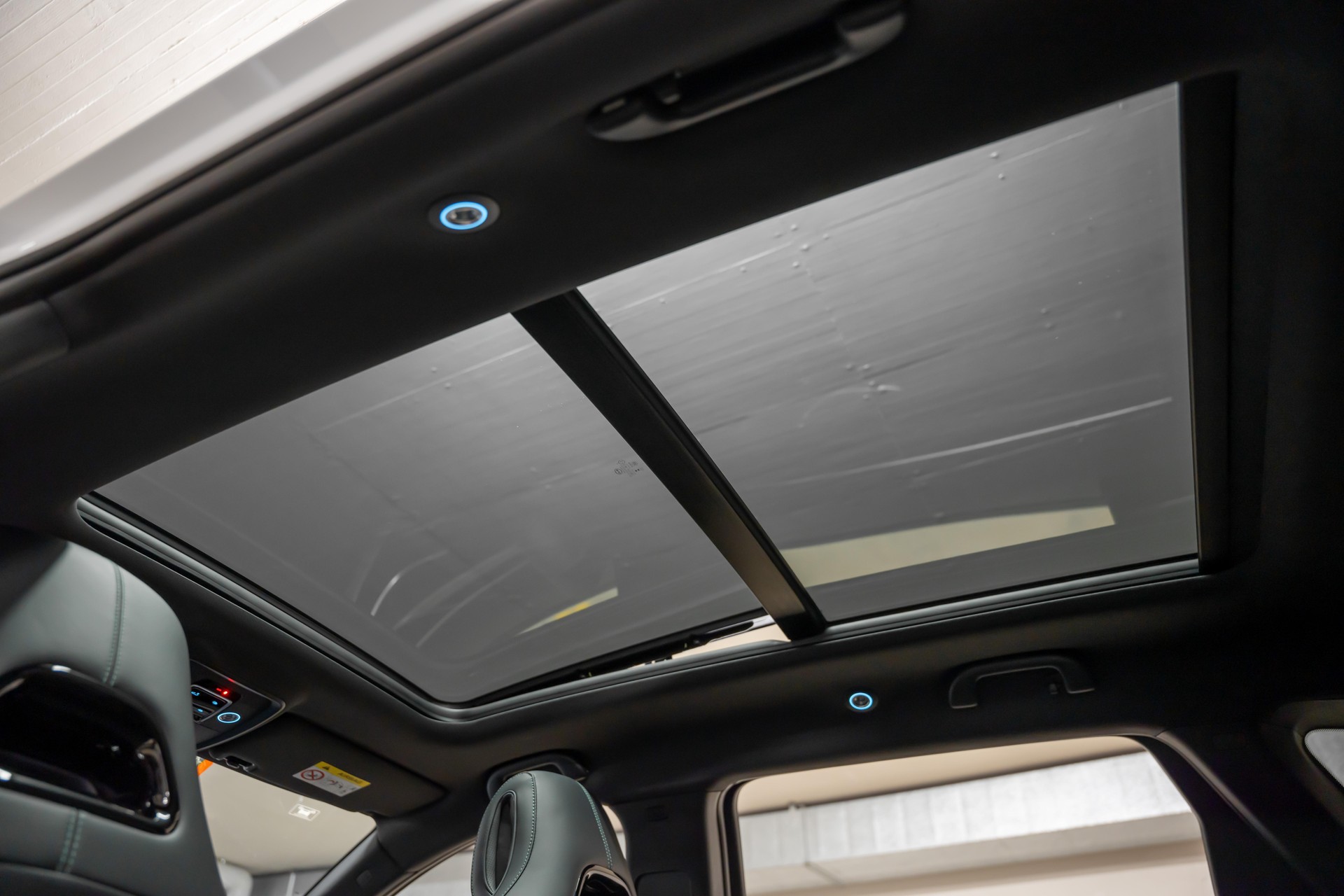 BYD Seal U DM-i Design AWD - 324 PS-image-13