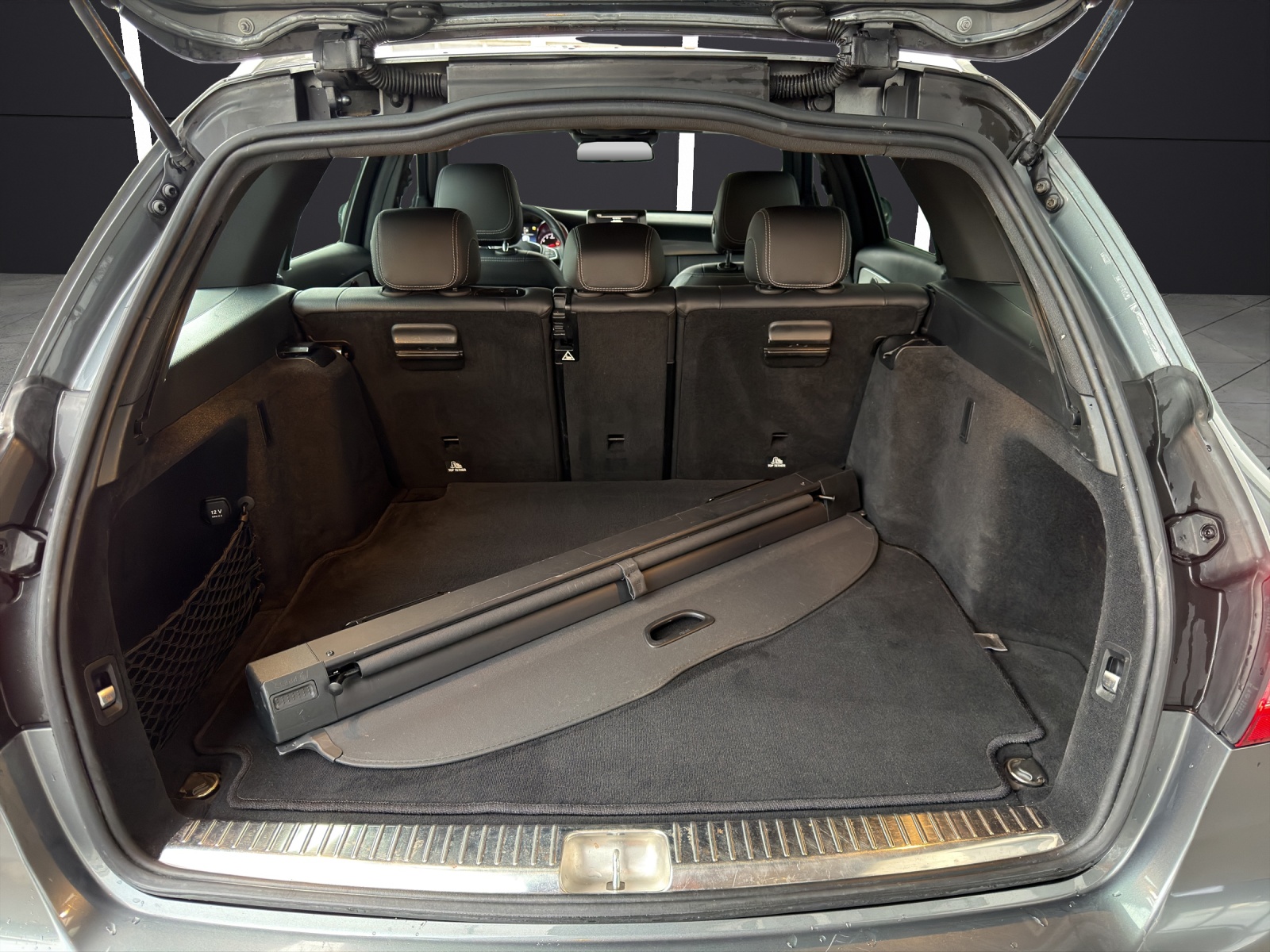 MERCEDES-BENZ C 180 Avantgarde 7G-Tronic-image-16