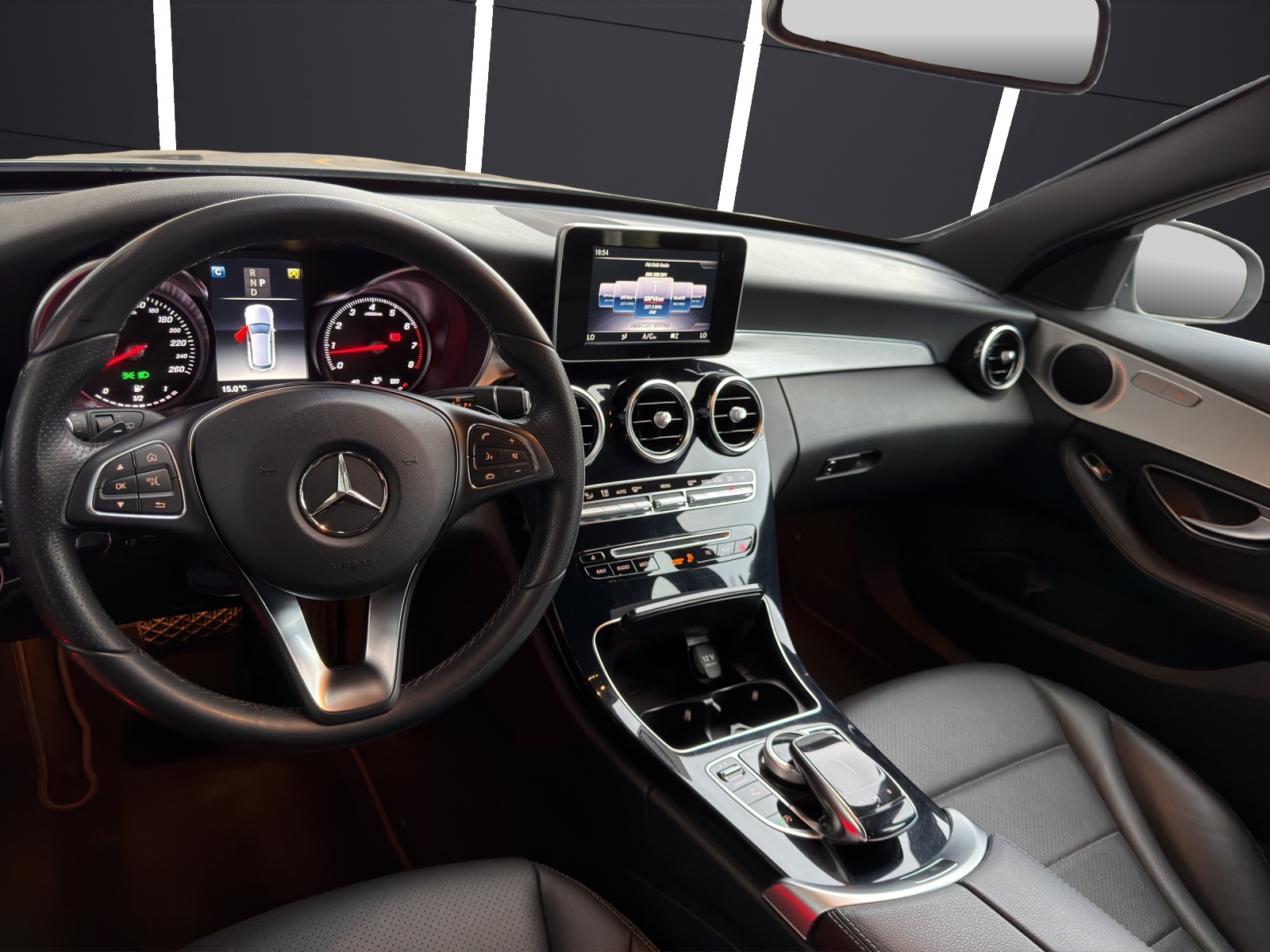 MERCEDES-BENZ C 180 Avantgarde 7G-Tronic-image-11