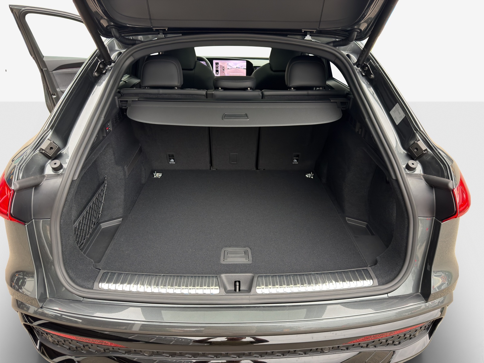 AUDI Q5 Sportback TDI quattro 220 kW S-tronic-image-12