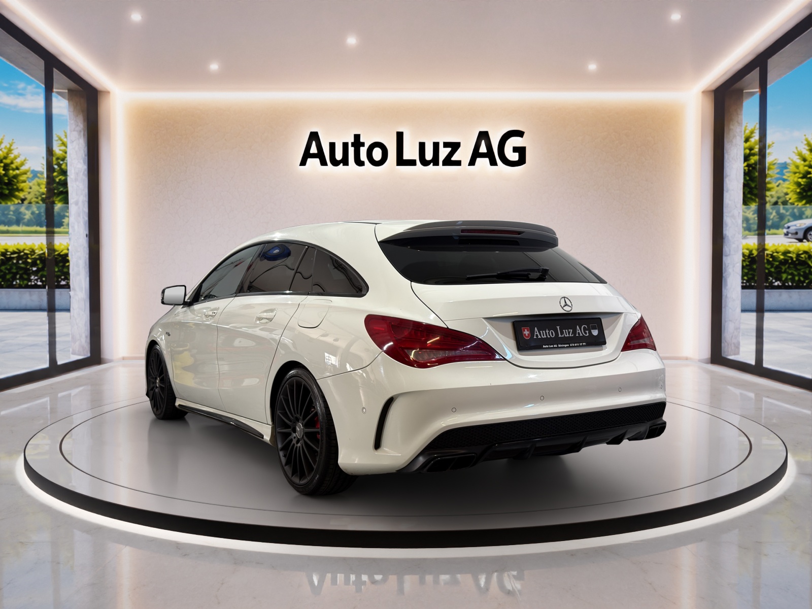 MERCEDES-BENZ CLA Shooting Brake 45 AMG 4Matic Speedshift-image-5