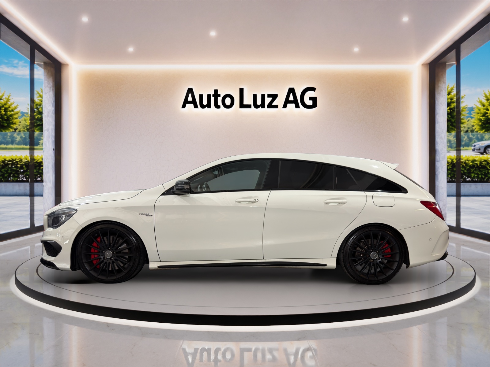 MERCEDES-BENZ CLA Shooting Brake 45 AMG 4Matic Speedshift-image-6