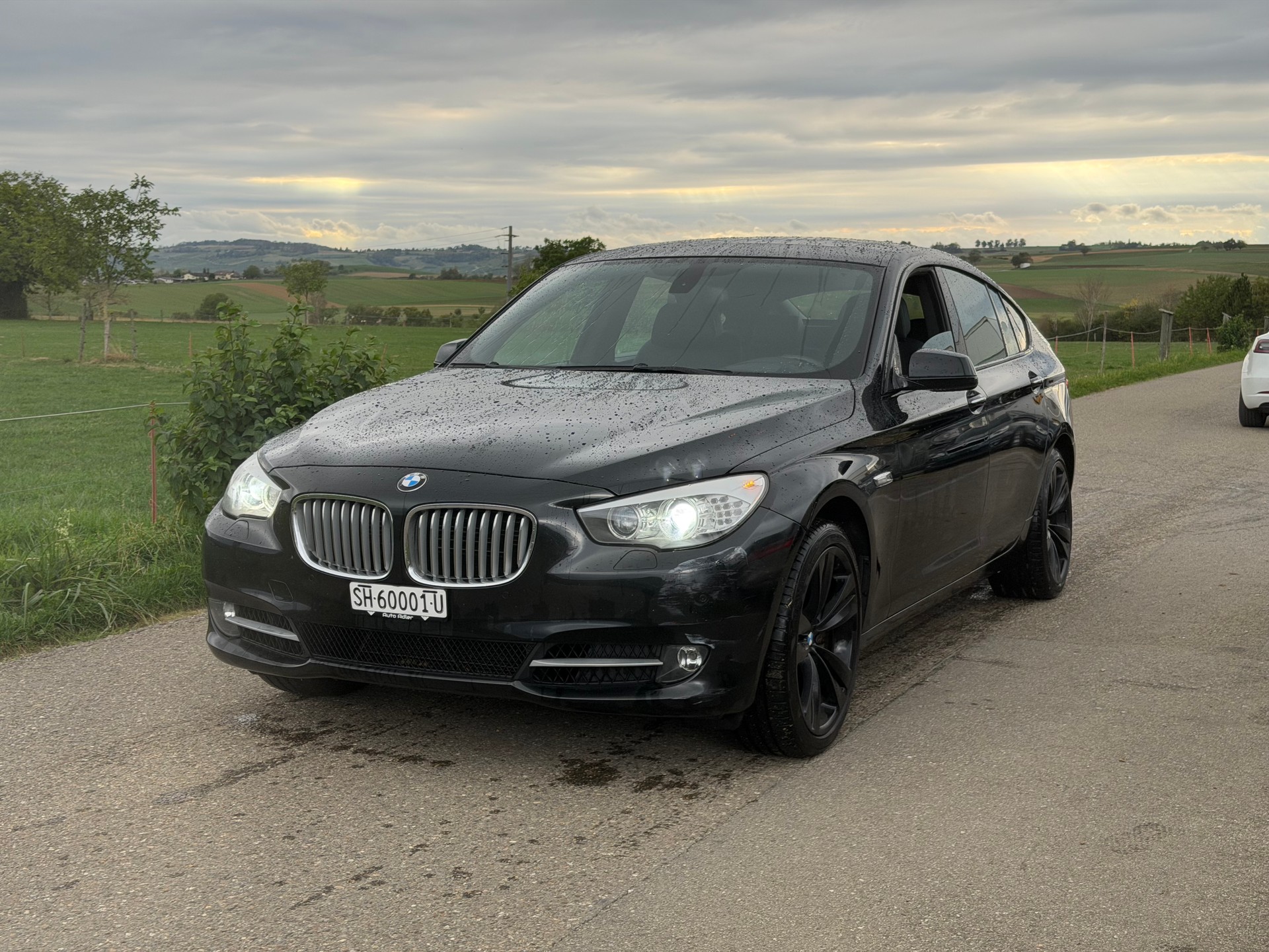 BMW 550i GT Steptronic-image-0