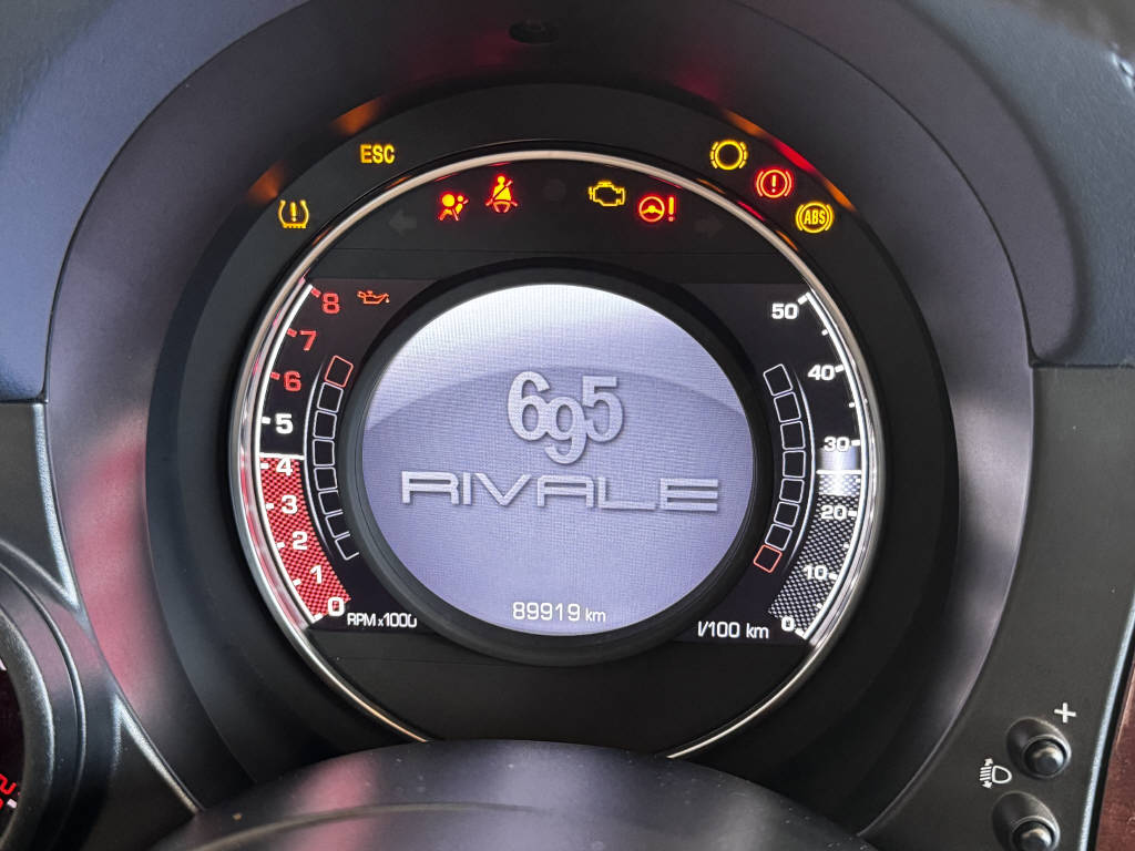 FIAT 695 C Abarth 1.4 T-Jet 180 Rivale-image-18