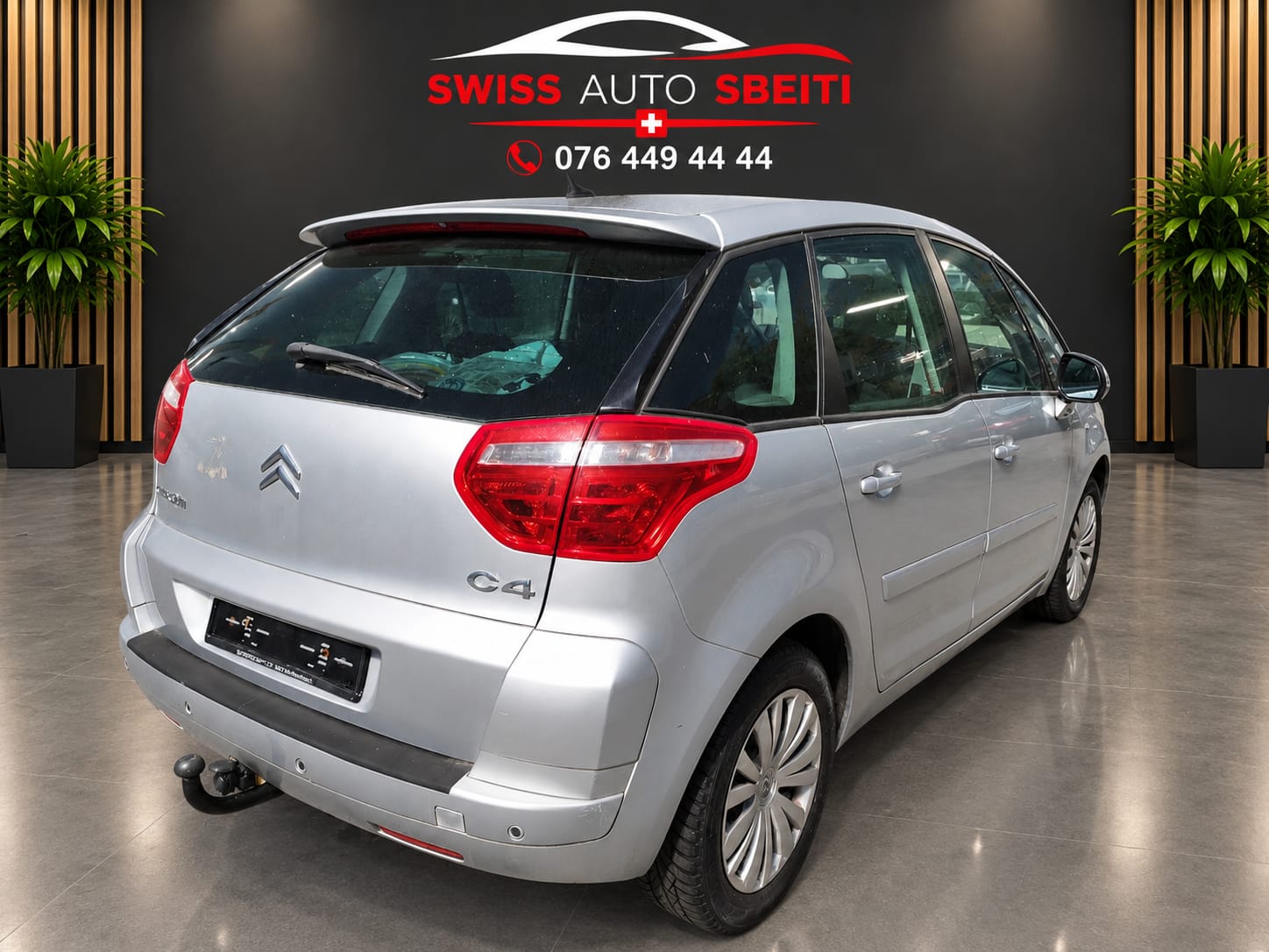 CITROEN C4 Picasso 2.0i 16V Exclusive Automatic-image-3