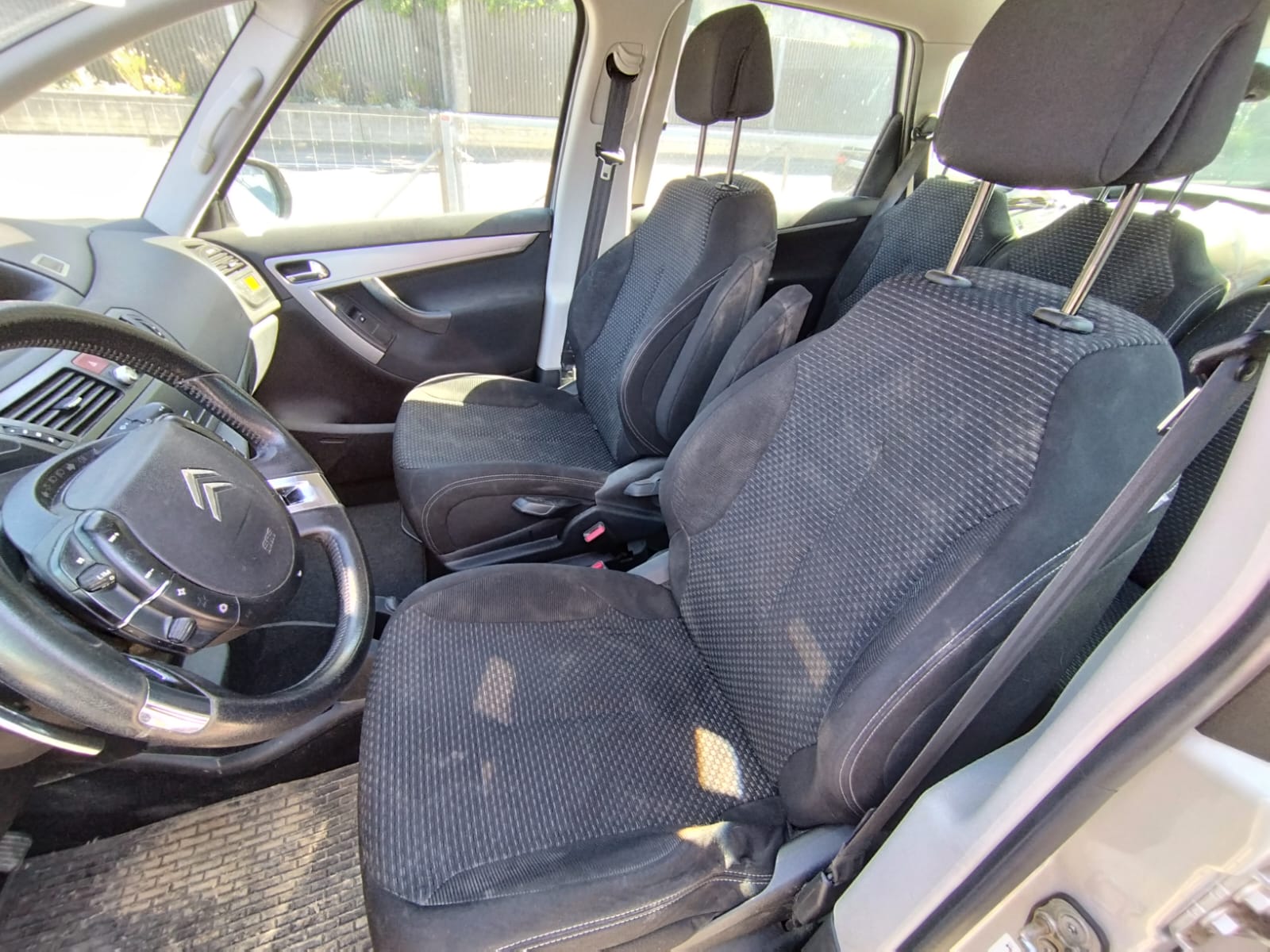 CITROEN C4 Picasso 2.0i 16V Exclusive Automatic-image-10