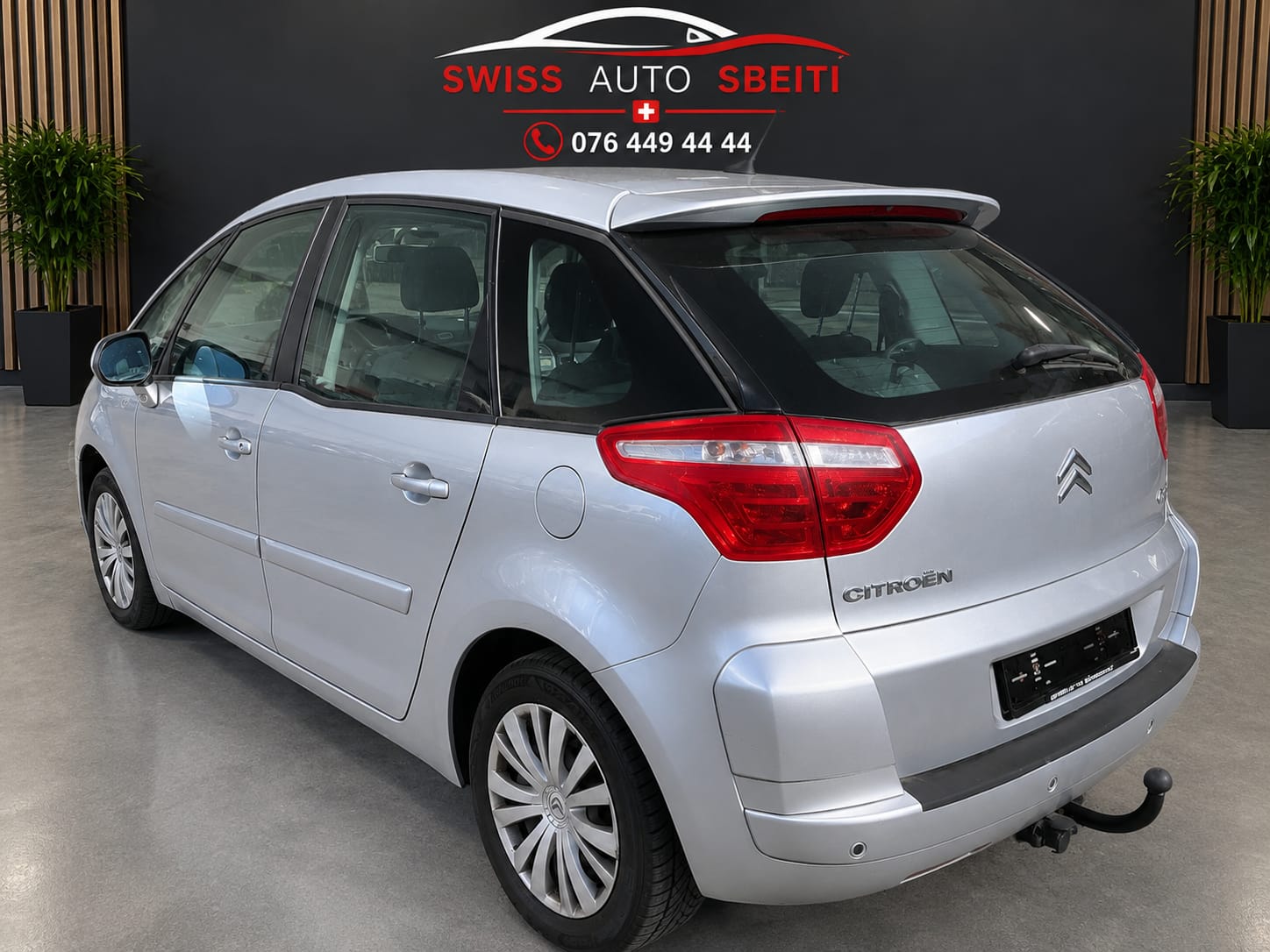 CITROEN C4 Picasso 2.0i 16V Exclusive Automatic-image-5