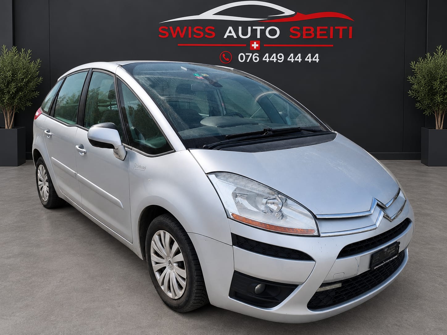 CITROEN C4 Picasso 2.0i 16V Exclusive Automatic-image-6