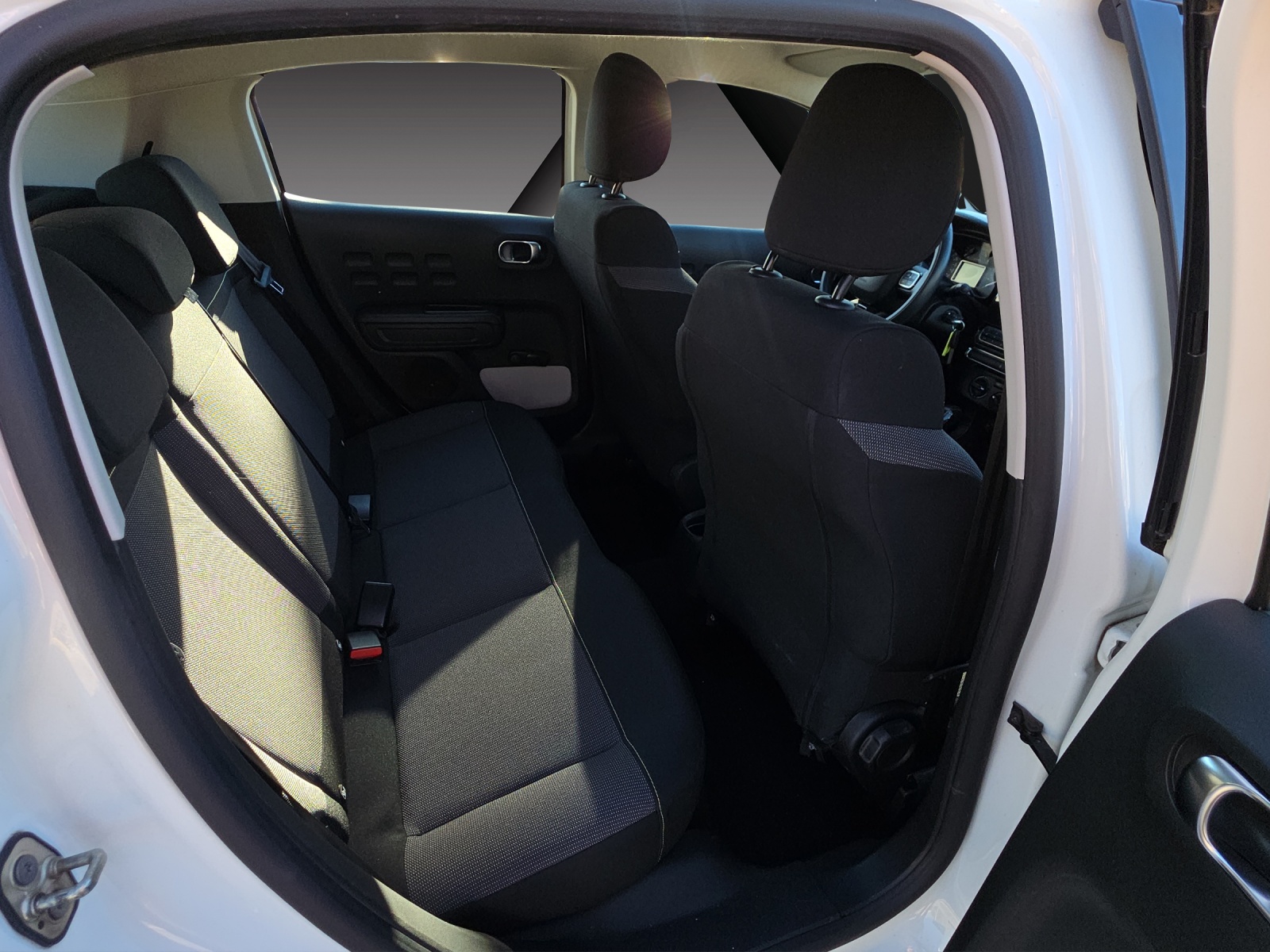 CITROEN C3 1.2i PureTech Feel-image-17