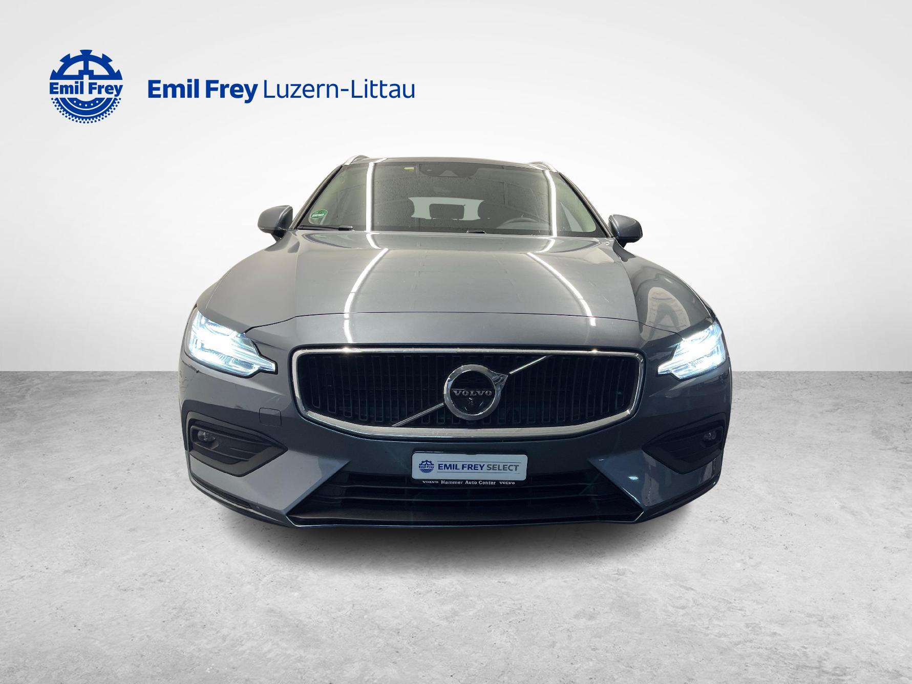 VOLVO V60 2.0 B4 Momentum-image-7
