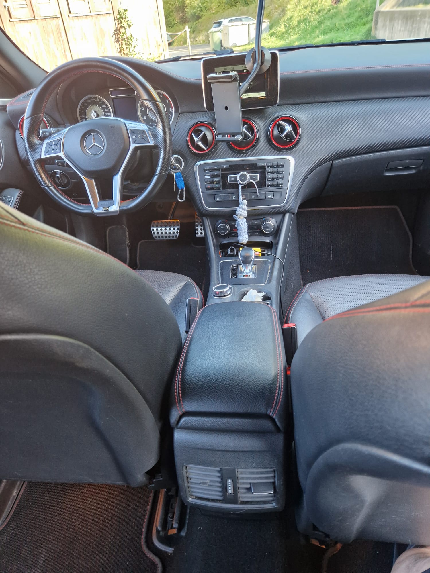 MERCEDES-BENZ A 45 AMG 4Matic Speedshift 7G-DCT-image-2