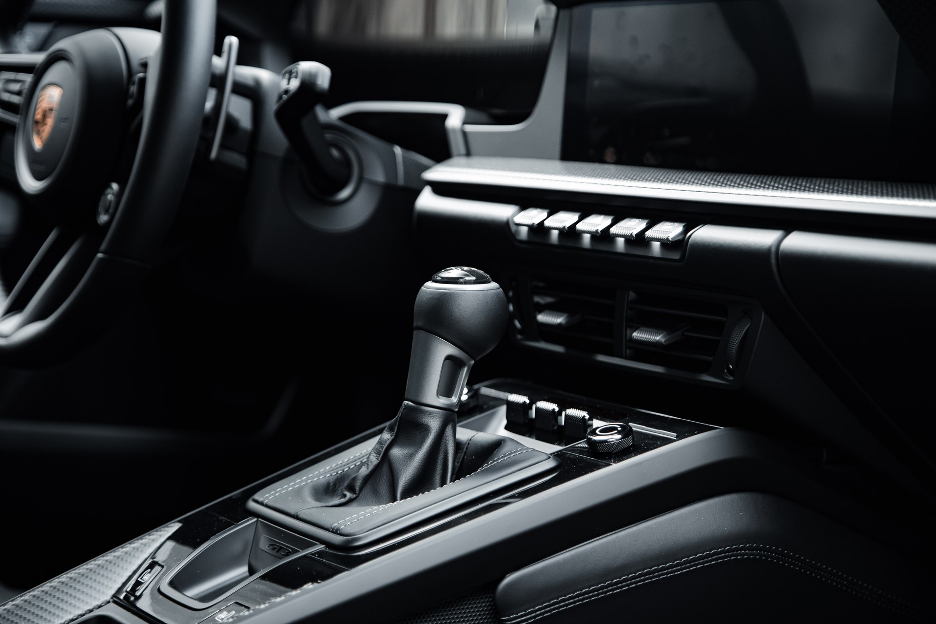 PORSCHE 911 Carrera GT3 PDK Touring-image-16