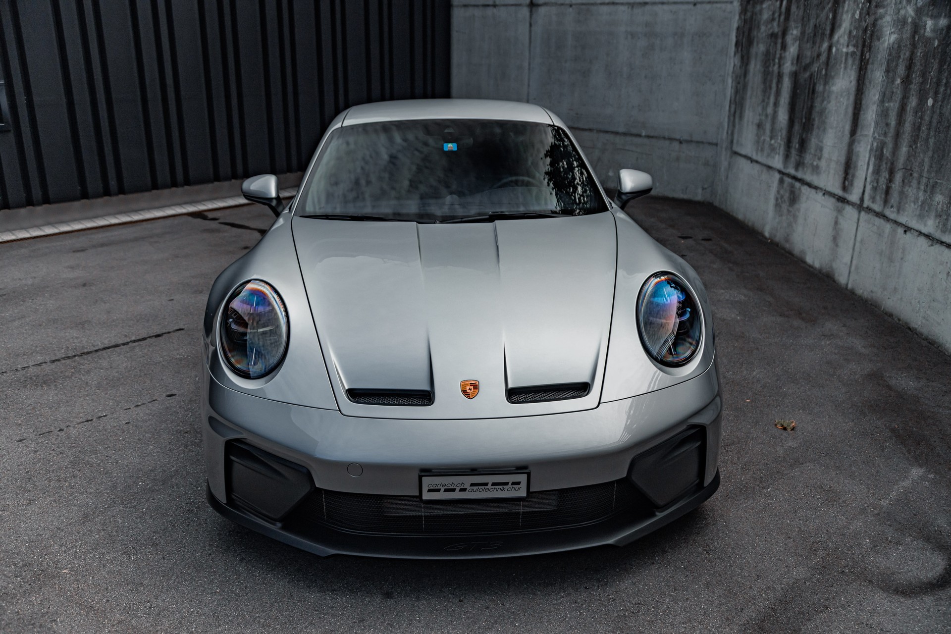 PORSCHE 911 Carrera GT3 PDK Touring-image-4