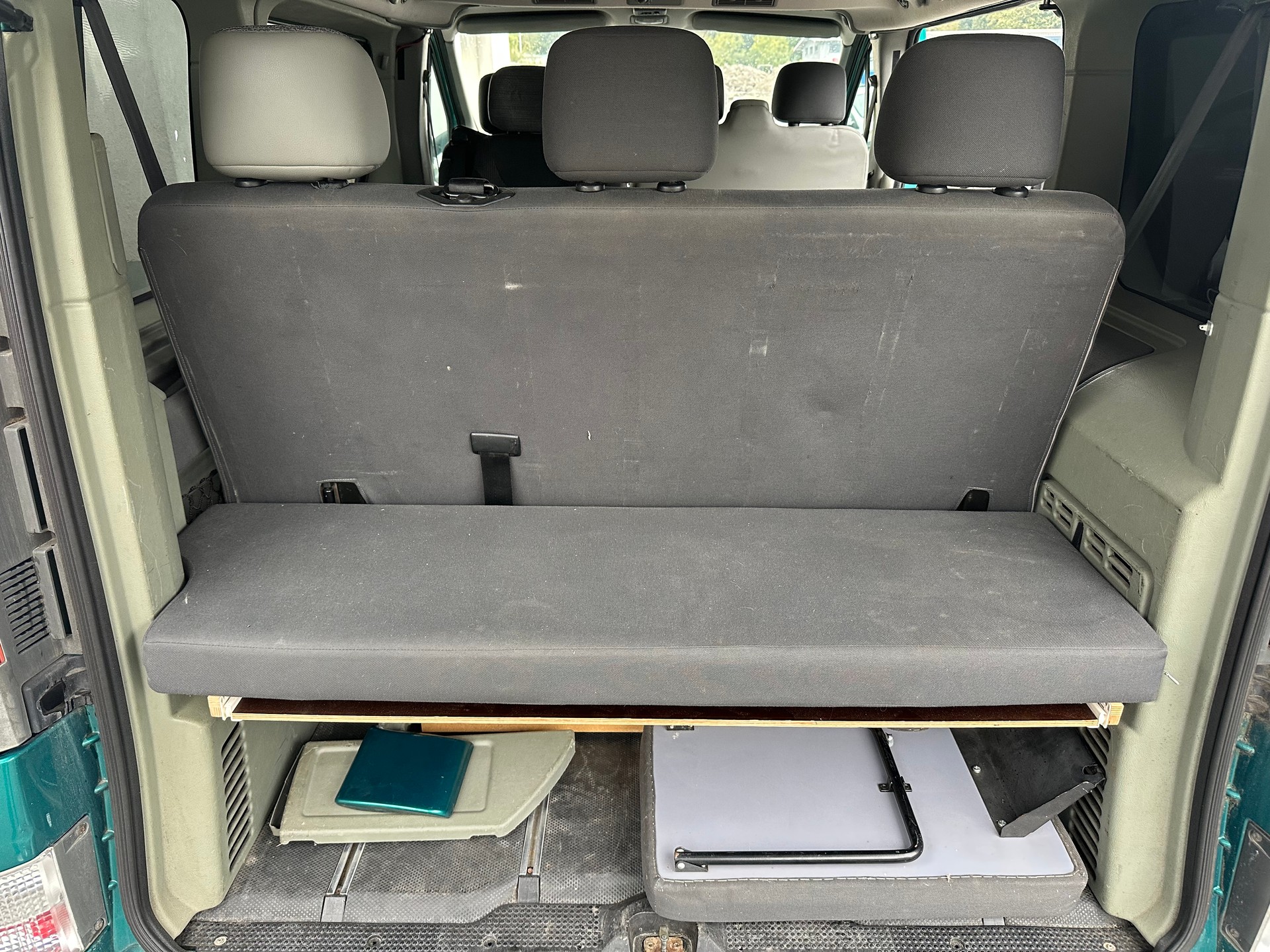 OPEL Vivaro Life 2.5CDTI 2.7t L1H1 (aménagé/Eingerichtet)-image-9