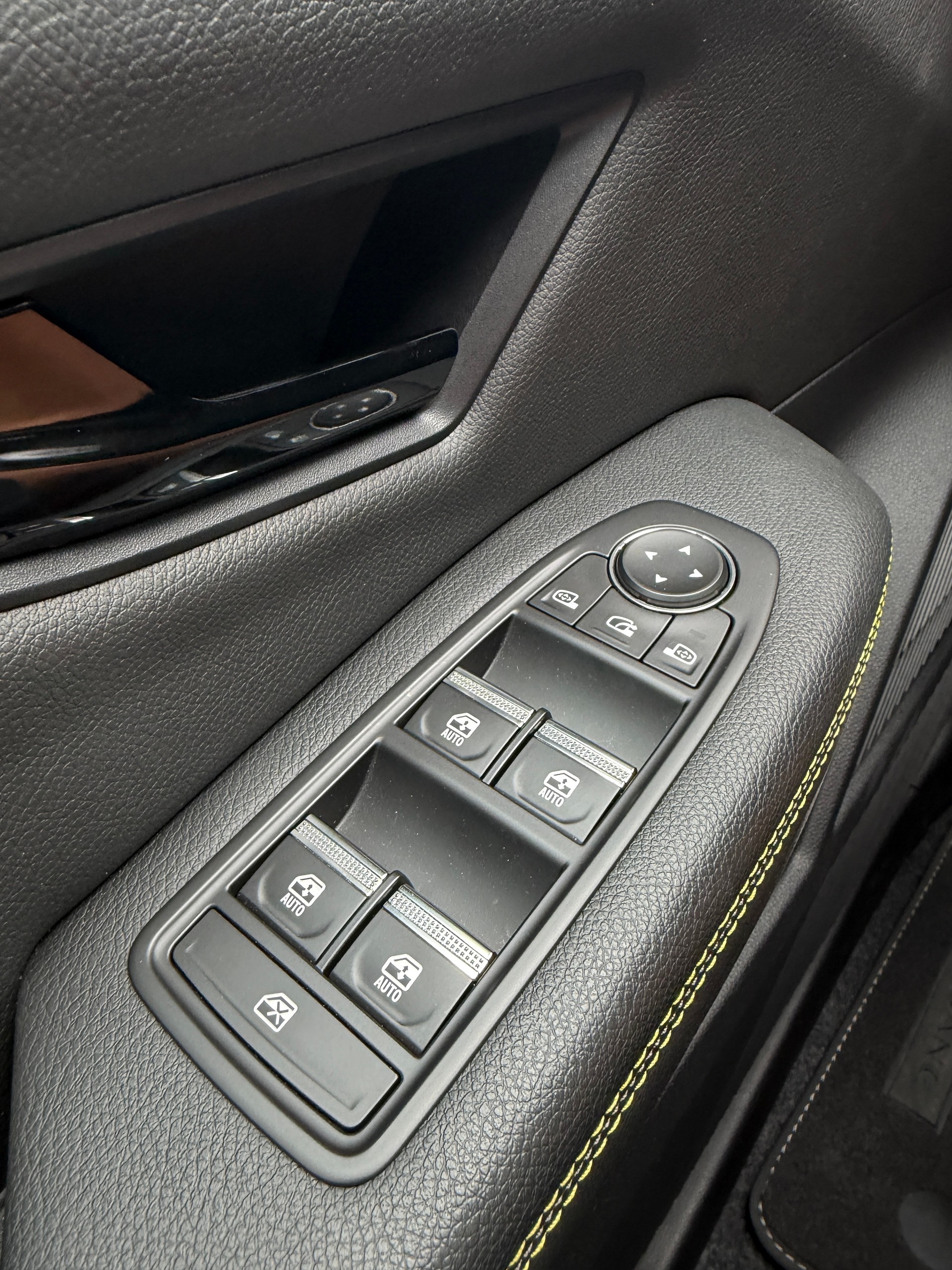RENAULT Mégane E-Tech techno-image-13