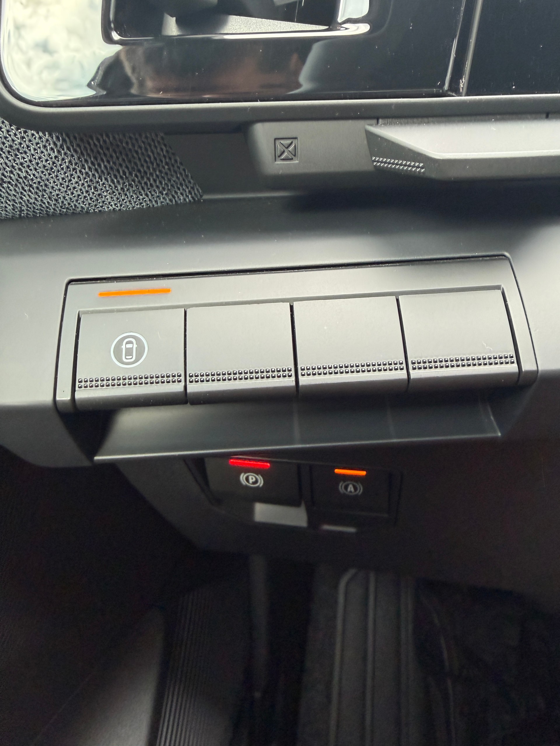 RENAULT Mégane E-Tech techno-image-12
