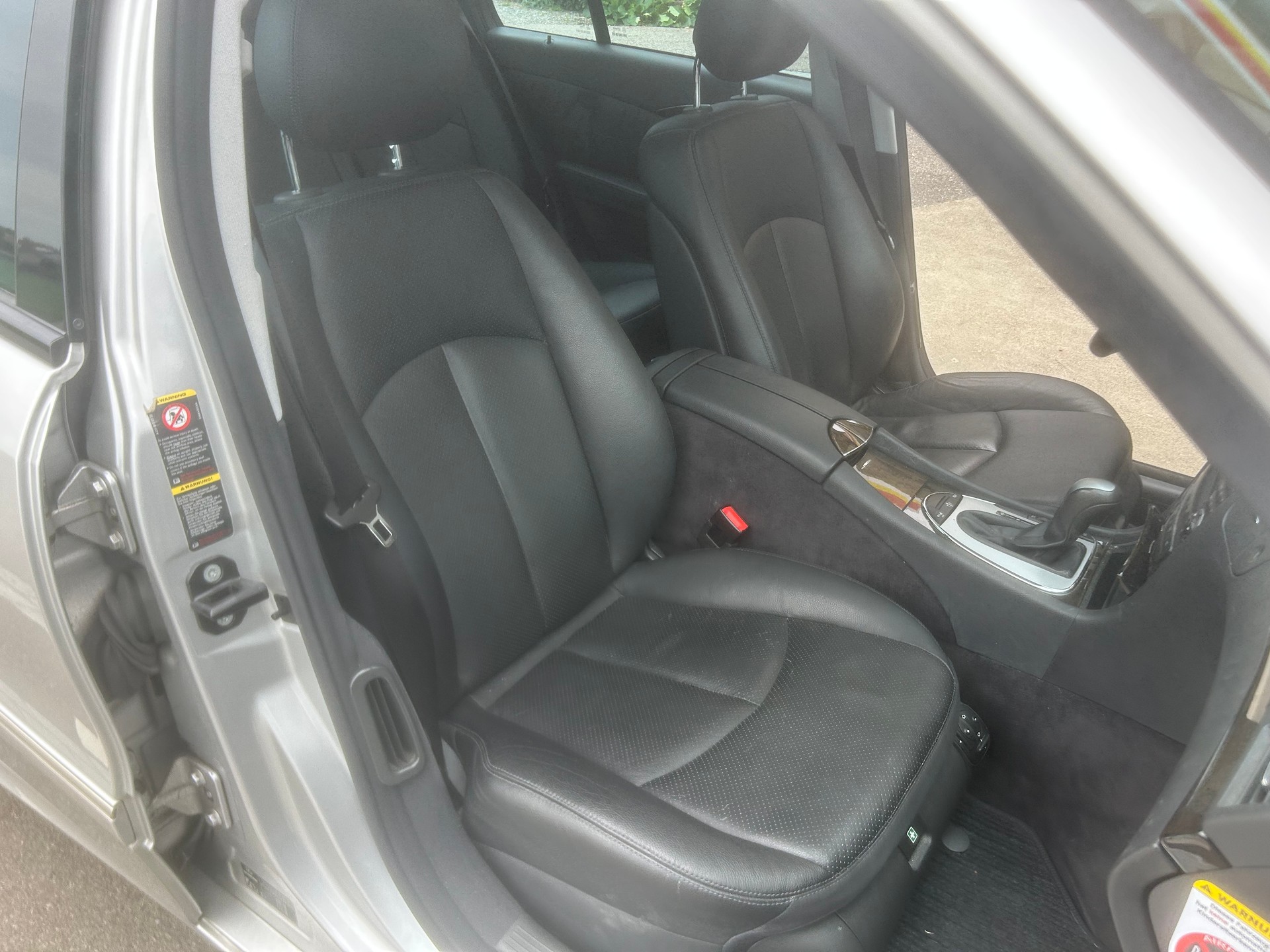 MERCEDES-BENZ E 350 Elégance 4Matic Automatic-image-9