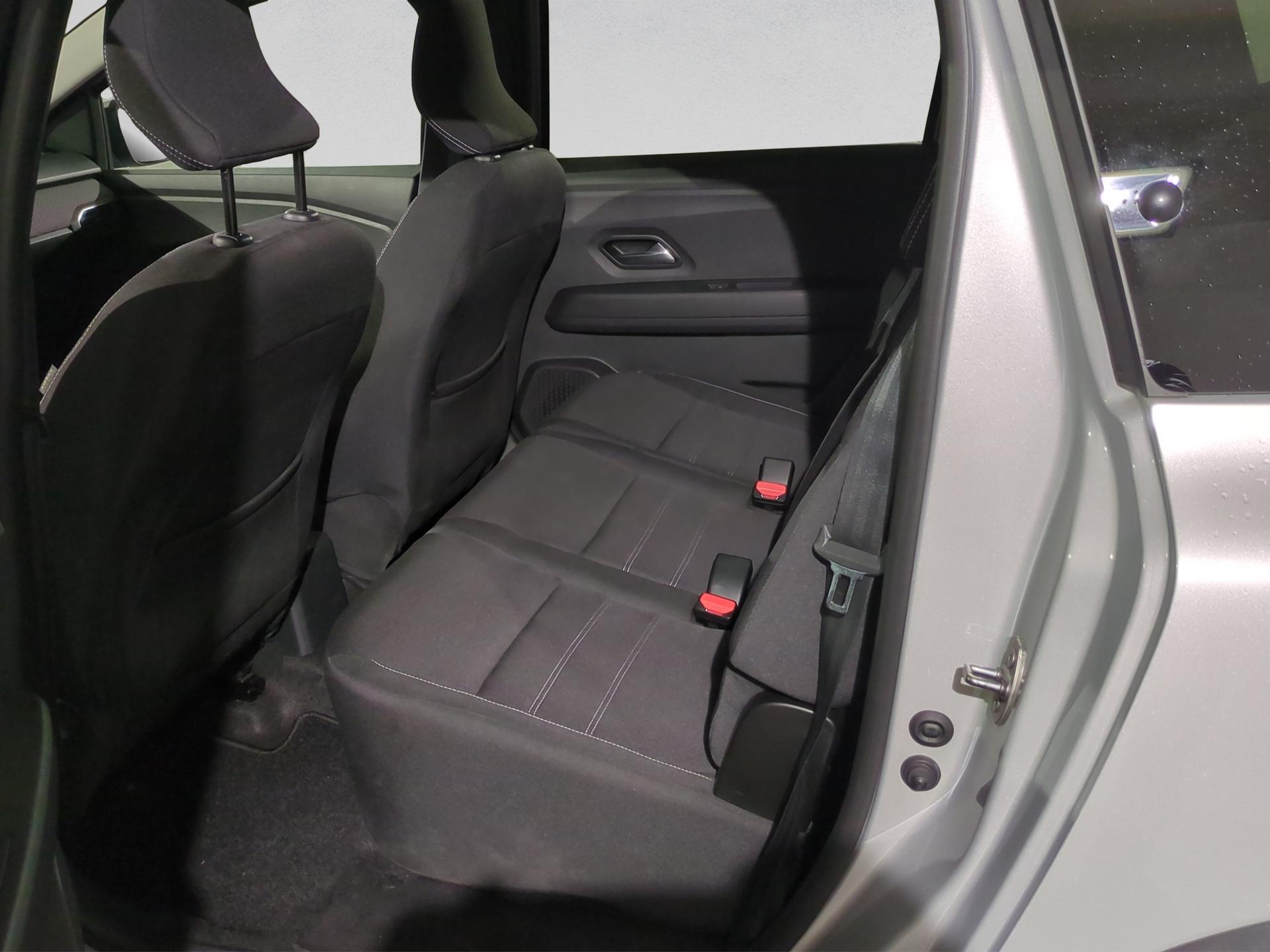 DACIA Jogger TCe 110 Comfort-image-14